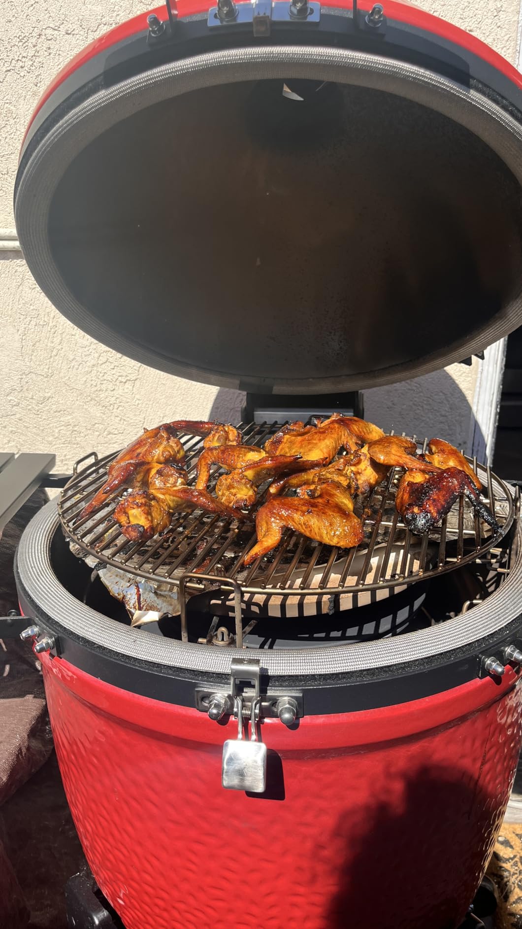 Kamado Joe Classic Joe Series III 18-inch Charcoal Grill and Smoker with Cart, Side Shelves, 3 Tier Cooking System, Stainless Steel Cooking Grates, Model KJ15040921 customer photo 2