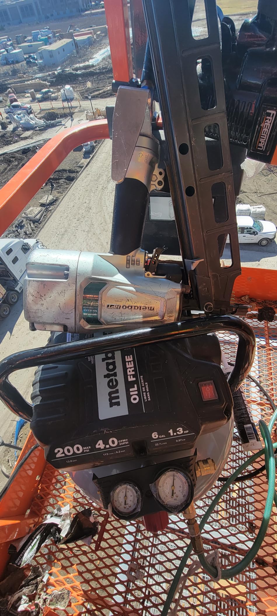 Metabo HPT Air Compressor, THE TANK, Portable Pancake Air Compressor 200 PSI, 6 Gallon Tank (EC914S) customer photo 1