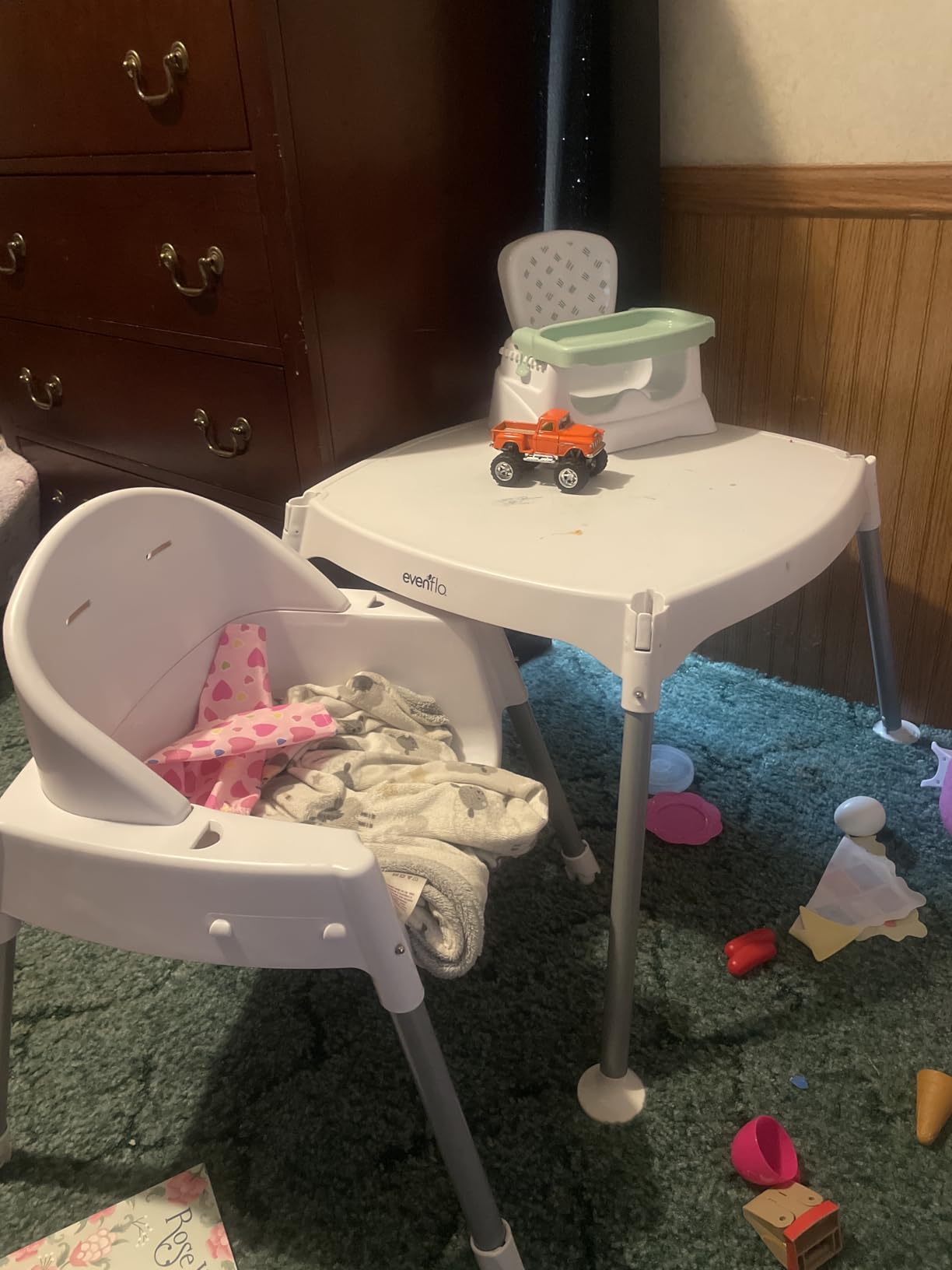Evenflo Eat and Grow 4-in-1 Convertible High Chair customer photo 2
