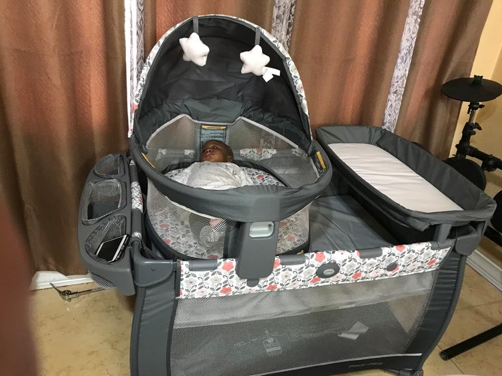 Graco Pack 'n Play Close2Baby Bassinet Playard customer photo 2