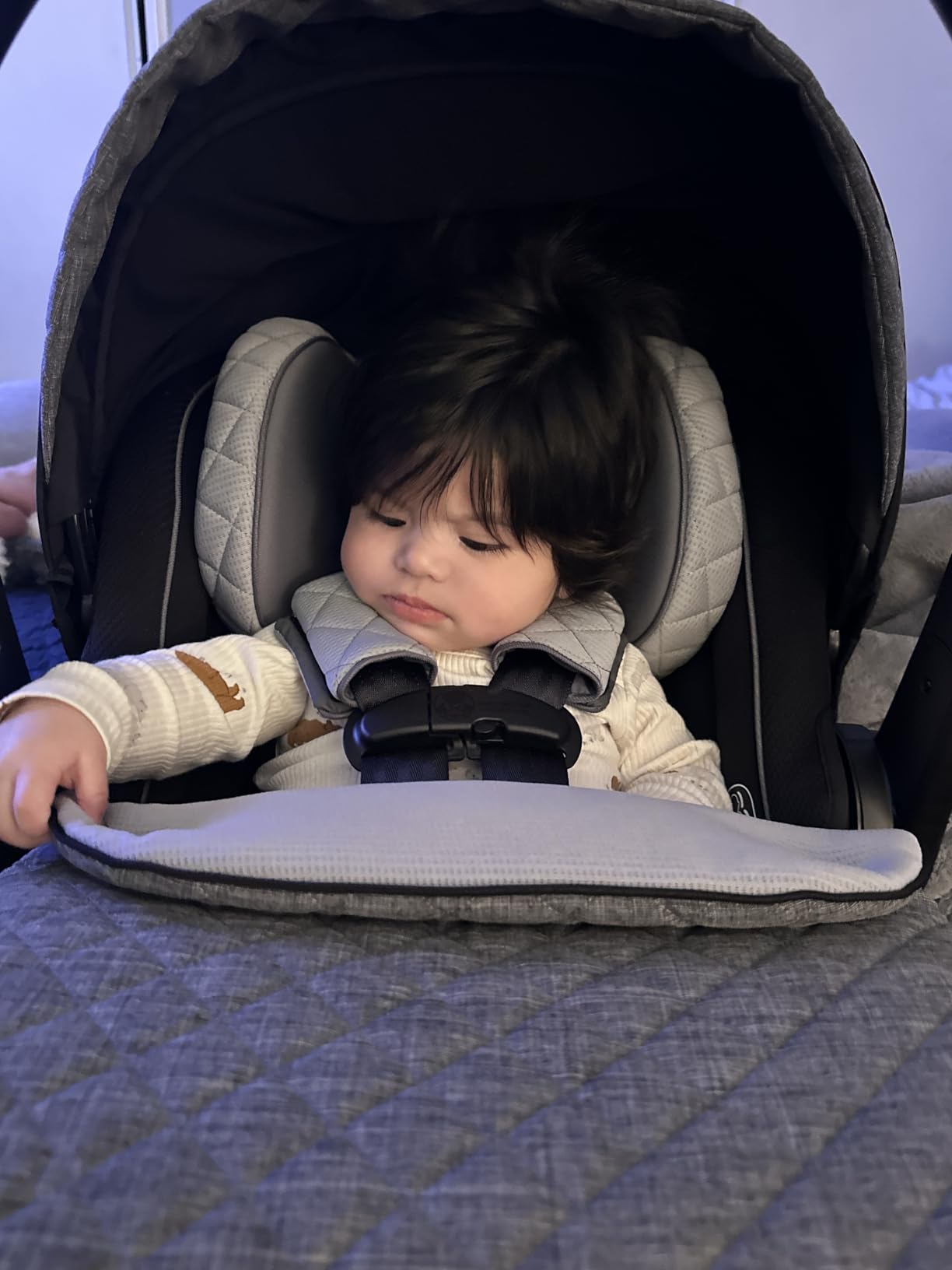 Graco SnugRide SnugFit Elite Infant Car Seat, Anti Rebound Bar for Extra Safety, SnugLock Easy Install, Premium softgood, All-Weather Boot customer photo 1