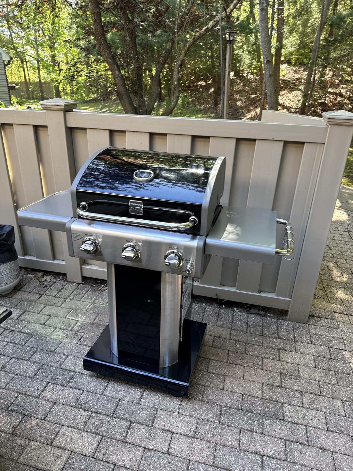 Kenmore 3-Burner Propane BBQ Grill, 30,000 BTUs Gas Grill with Cast Iron Cooking Grates, Folding Side Tables customer photo 2