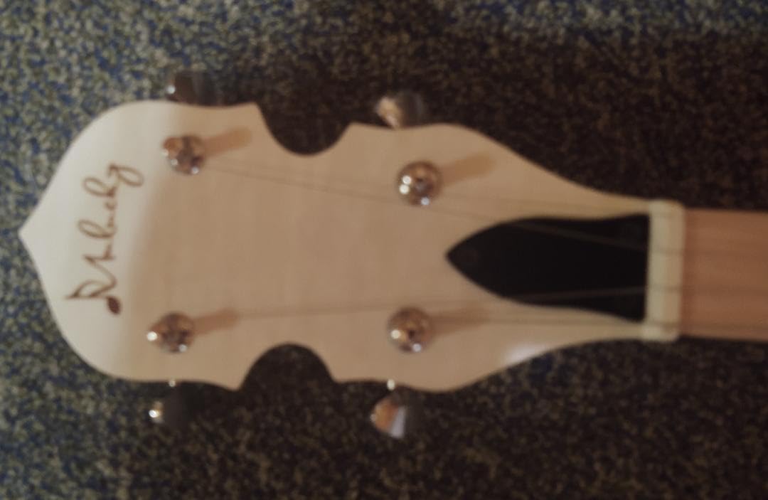 Mulucky 5 String Banjo Full Size with 24 Brackets, Open Back, Maple Banjos with Remo Head, Geared 5th Tuner, Gift Package with Beginner Kit - MB1101 customer photo 1