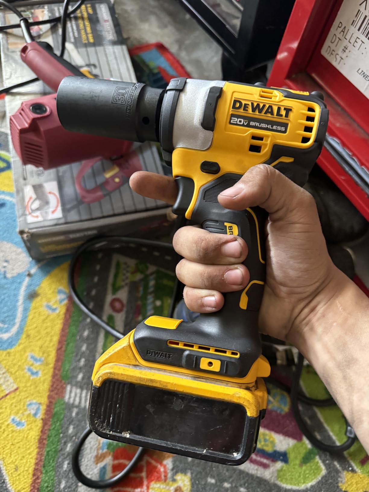DEWALT DCF911B 20V MAX* 1/2