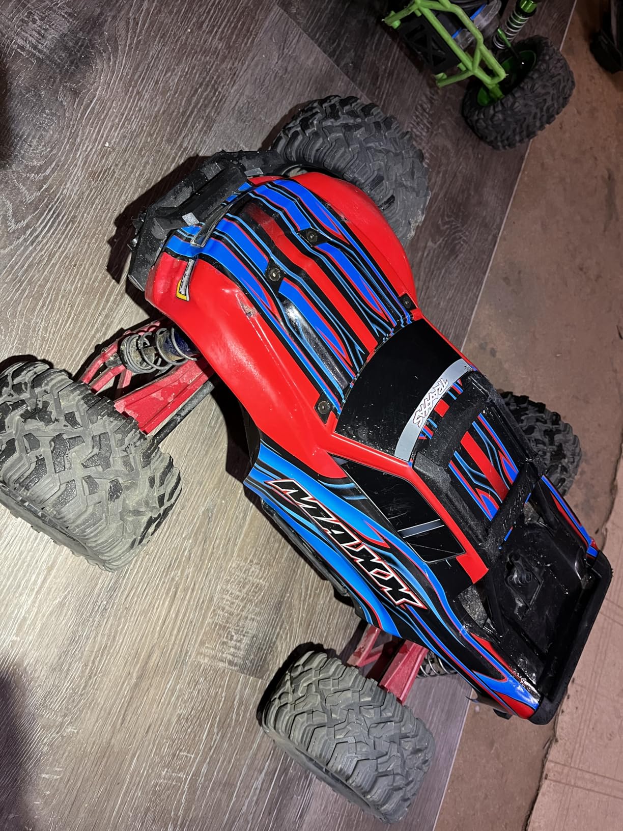 Maxx Wide 1:10 RC Monster Truck 4WD RTR (Traxxas) customer photo 2