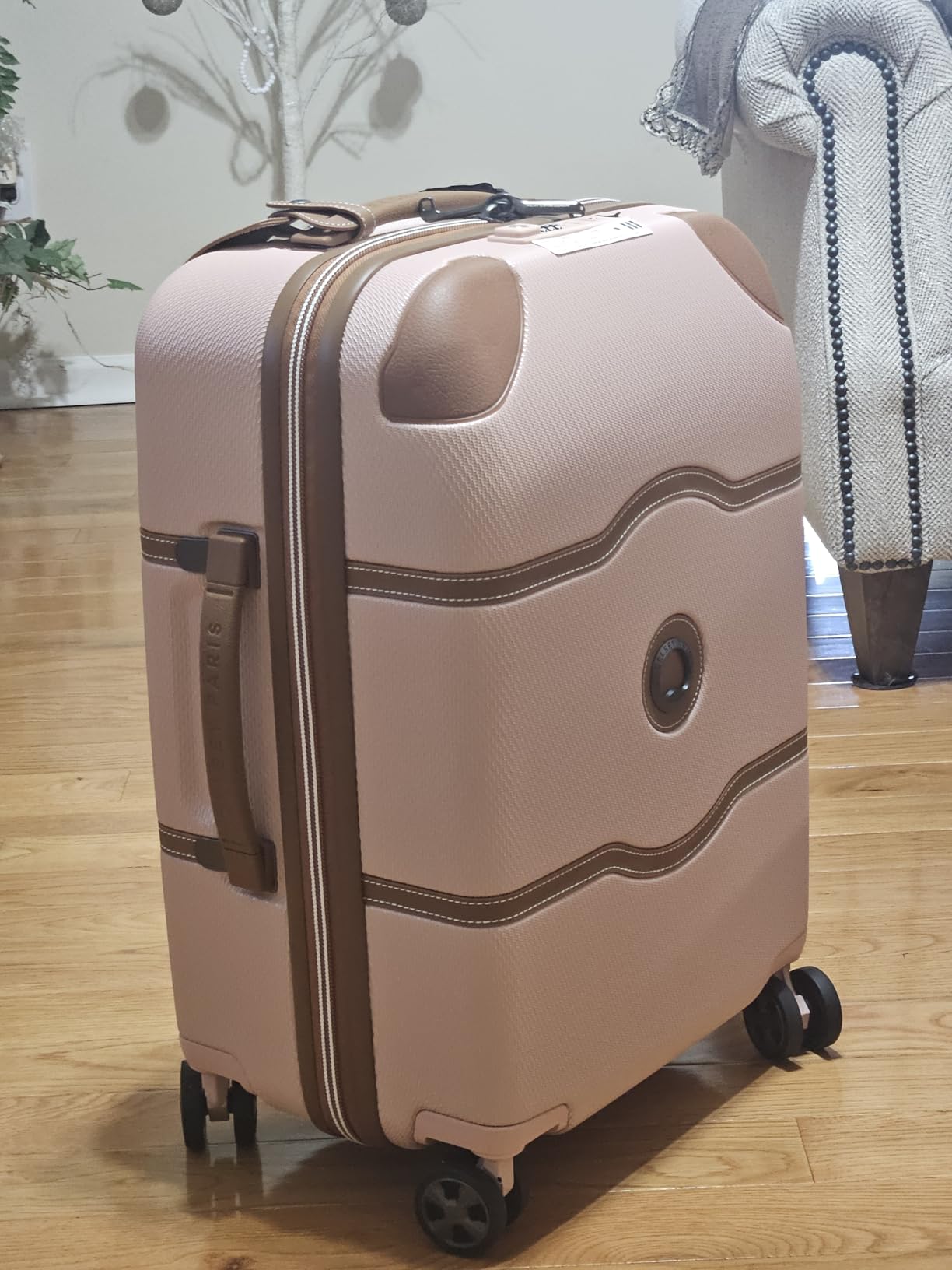 DELSEY Paris Chatelet Air 2.0 - Hardside Checked Luggage 28 Inch Large - TSA Lock - 360 Spinner Wheels- Polycarbonate Travel Suitcase - 10-Year Warranty, Chocolate Brown customer photo 1