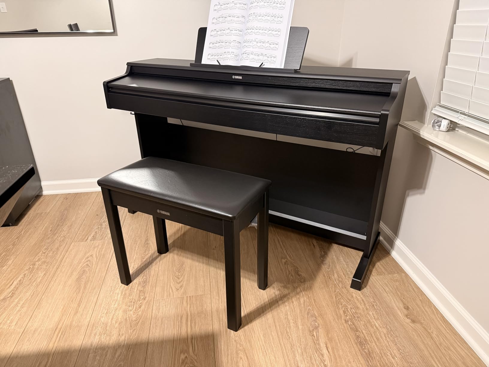 Yamaha Arius YDP-105R 88-Key Weighted Action Upright Digital Piano with Bench customer photo 1
