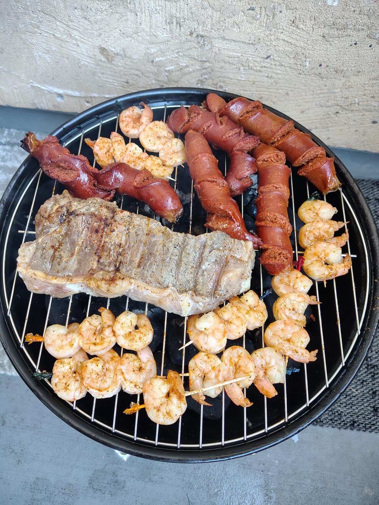 Gas One - 14-inch Portable Barbecue Grill with 3-Point Locking Lid for Heat Preservation - Dual Venting System - Small Charcoal Grill for Backyard, Camping, Boat customer photo 2