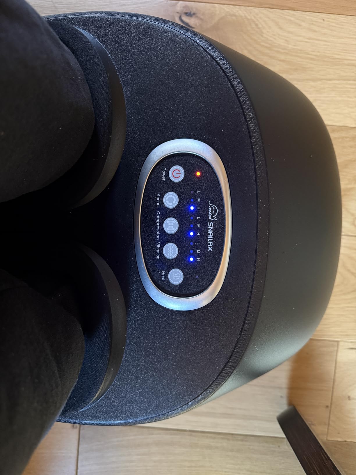 Snailax Shiatsu Foot Massager with Heat, FSA Eligible, Kneading, Compression, Vibration, Feet Massage Machine for Plantar Fasciitis, Neuropathy, Foot Warmer, Gifts for Women Men,Size 13 customer photo 1