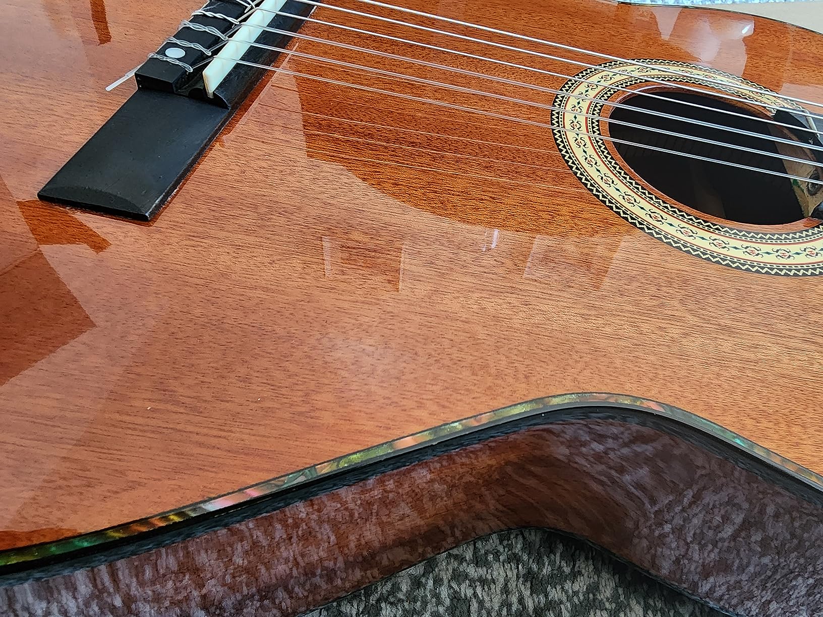 Vangoa Classical Guitar 4/4, 39 Inch Full Size Nylon String Guitar for Beginner Adults, Sapele Brown customer photo 2