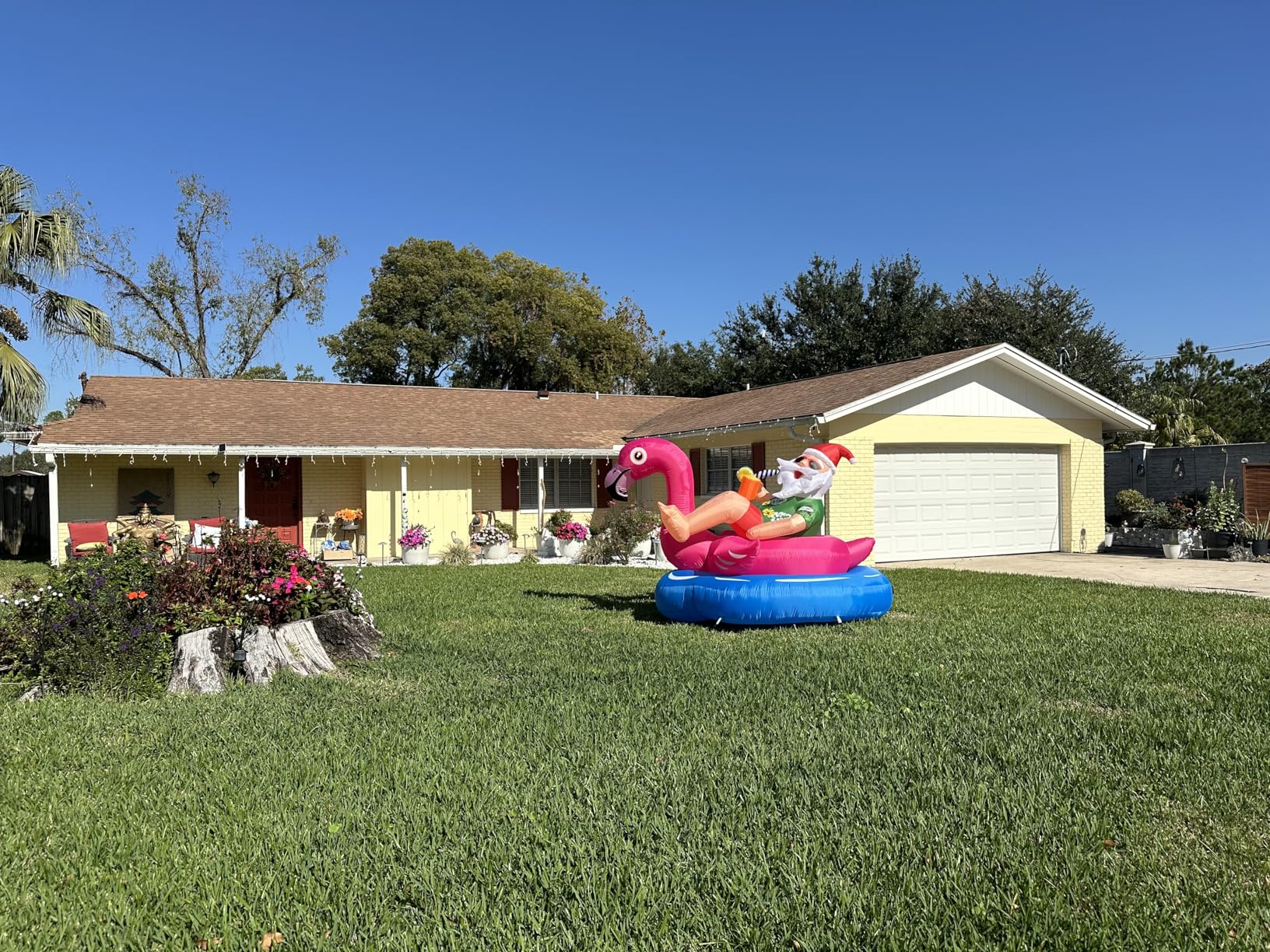 ZPISF 6 FT Christmas Inflatables Outdoor Decorations, Cute Christmas Blow Up Yard Decorations Gingerbread Man in Hot Cocoa Mug Scene customer photo 1