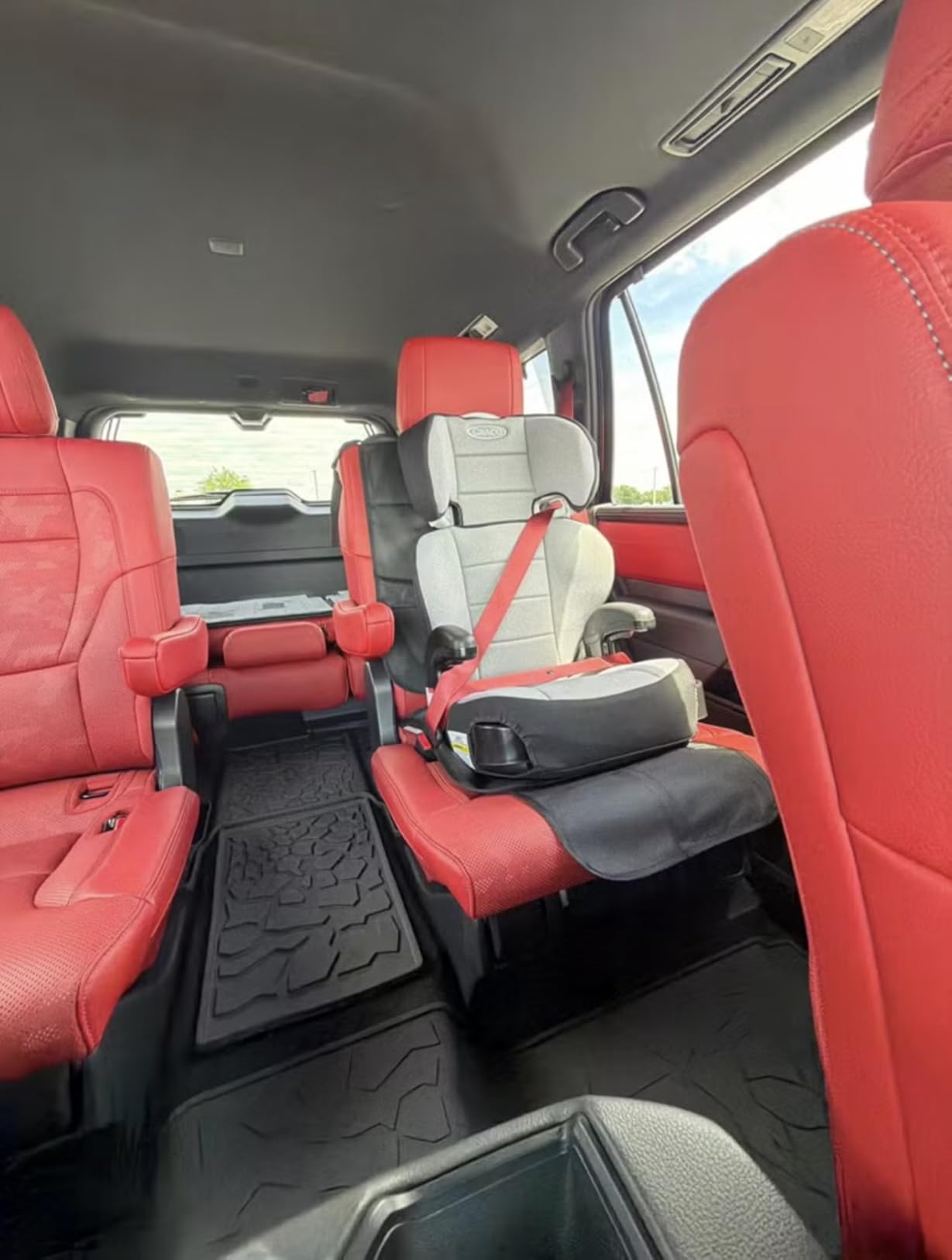 Graco TurboBooster 2.0 Highback Booster Car Seat, Declan customer photo 1