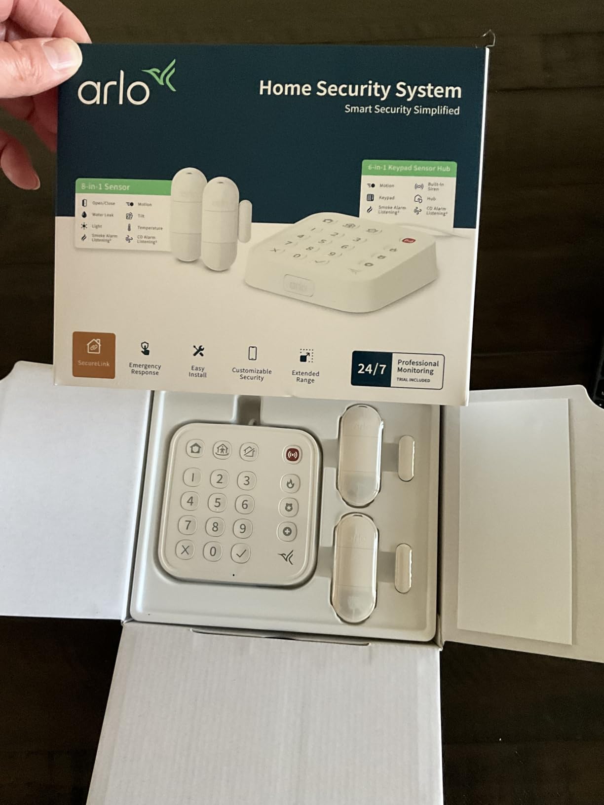 Arlo Home Security System - Wired Keypad Sensor Hub, (2) 8-in-1 Sensors, 24/7 Professional Monitoring- No Contract Required, DIY Installation, Alarm System for Home Security - SS1201, White customer photo 1