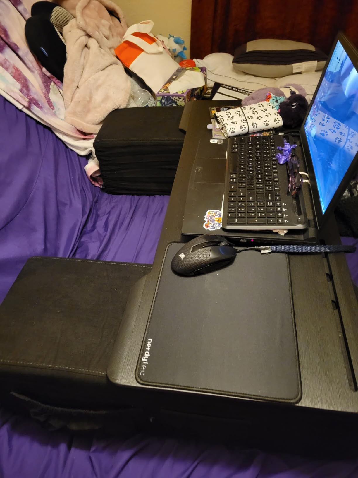 Couchmaster CYBOSS, Extra Wide Laptop Stand for Couch and Bed, Ergonomic Design with Cushions customer photo 2