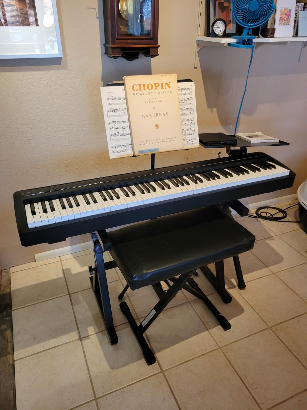 Kawai ES120 88-Key Digital Piano with Speakers customer photo 1