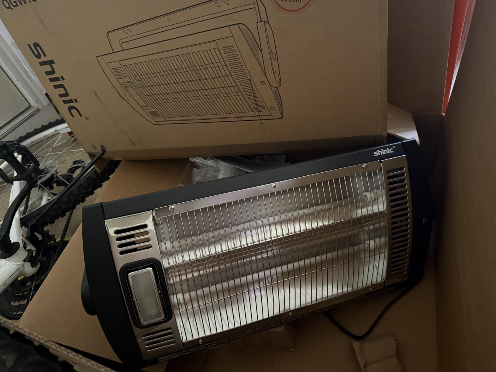 Electric Garage Heaters for Indoor Use, 1500W/750W Ceiling Mounted Radiant Quartz Heater with Work Light, 90° Rotation, 5 Mode Settings, Electric Heater for Garage, Shop, Patio Large Room customer photo 1