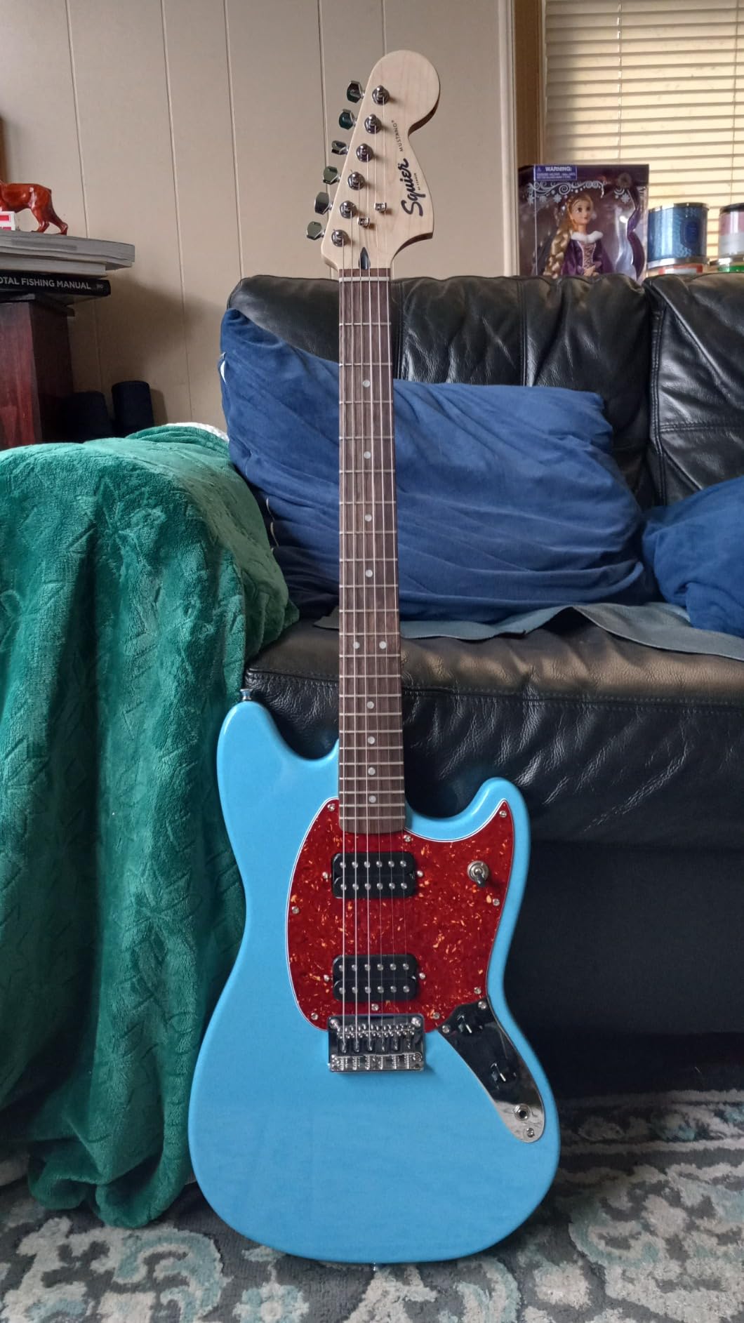 Squire Sonic Mustang Electric Guitar - California Blue customer photo 2