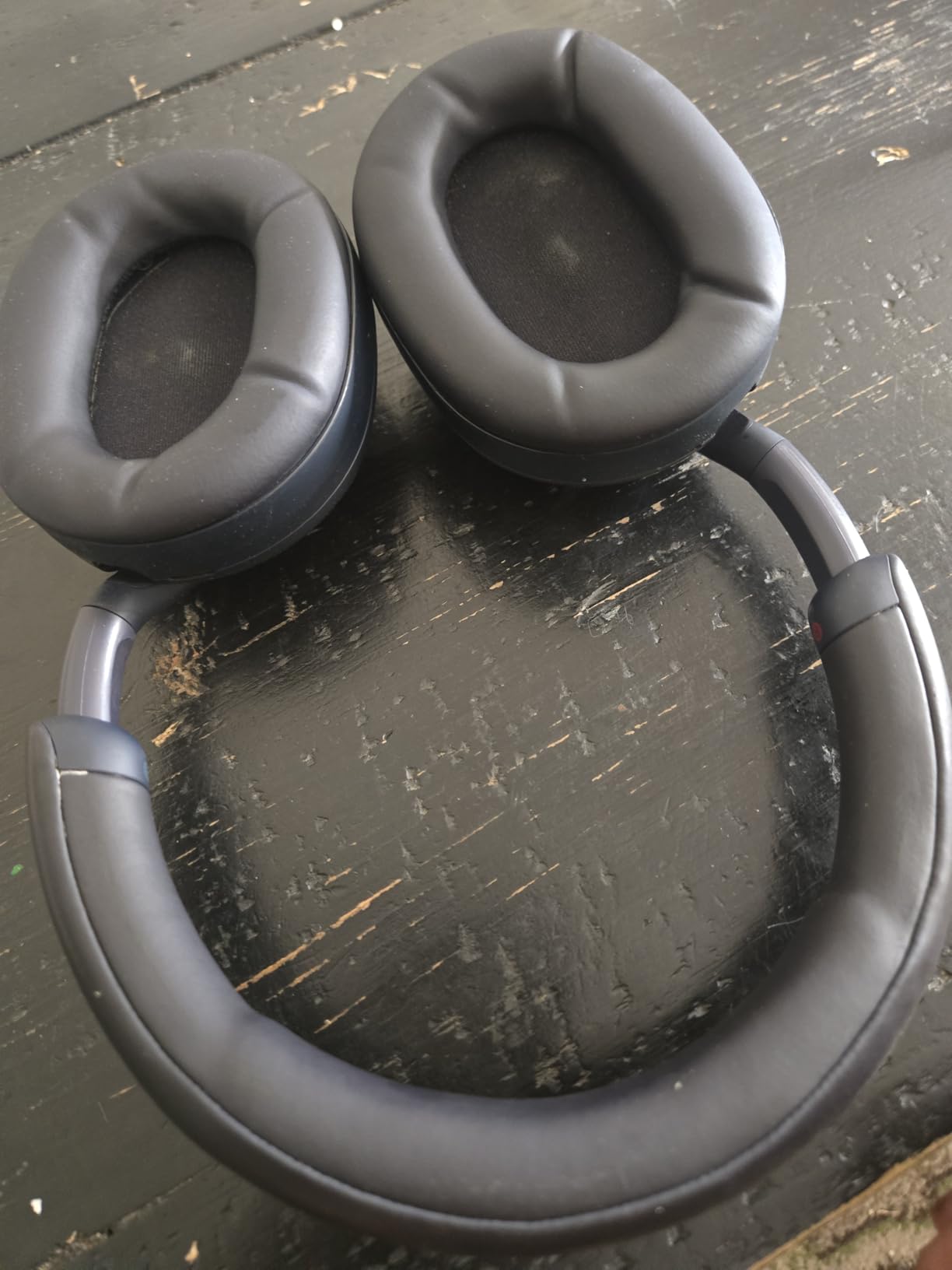 Sony WH-1000XM5 Premium Noise Canceling Headphones, Auto NC Optimizer, 30-Hour Battery, Alexa Voice Control, Midnight Blue customer photo 2