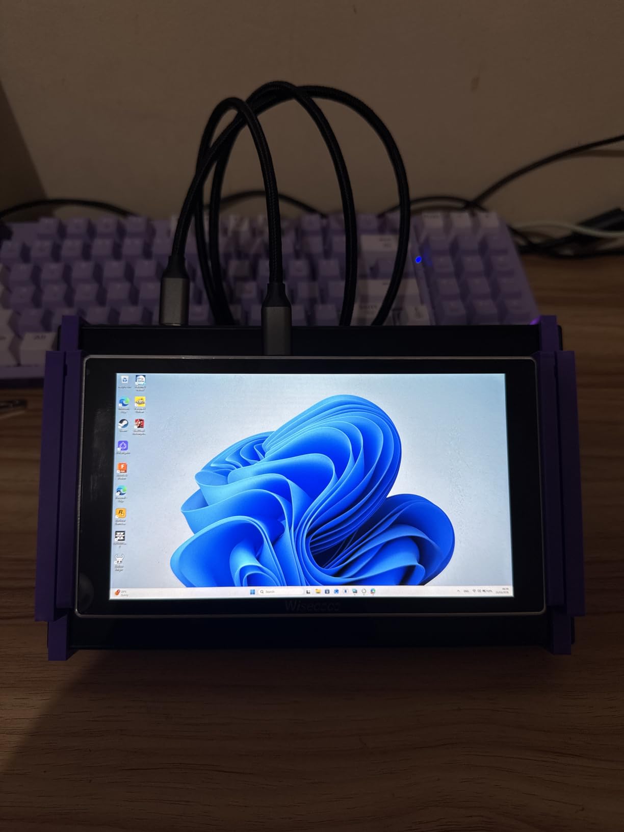 wisecoco 7 inch Portable Monitor 1080P FHD 60Hz Mini Pocket Touchscreen Display USB C HDMI Ultra Thin Lightweight IPS Second Screen Gaming for Raspberry Pi 5/4 PC/Laptop/PS5/XBOX/Switch customer photo 1