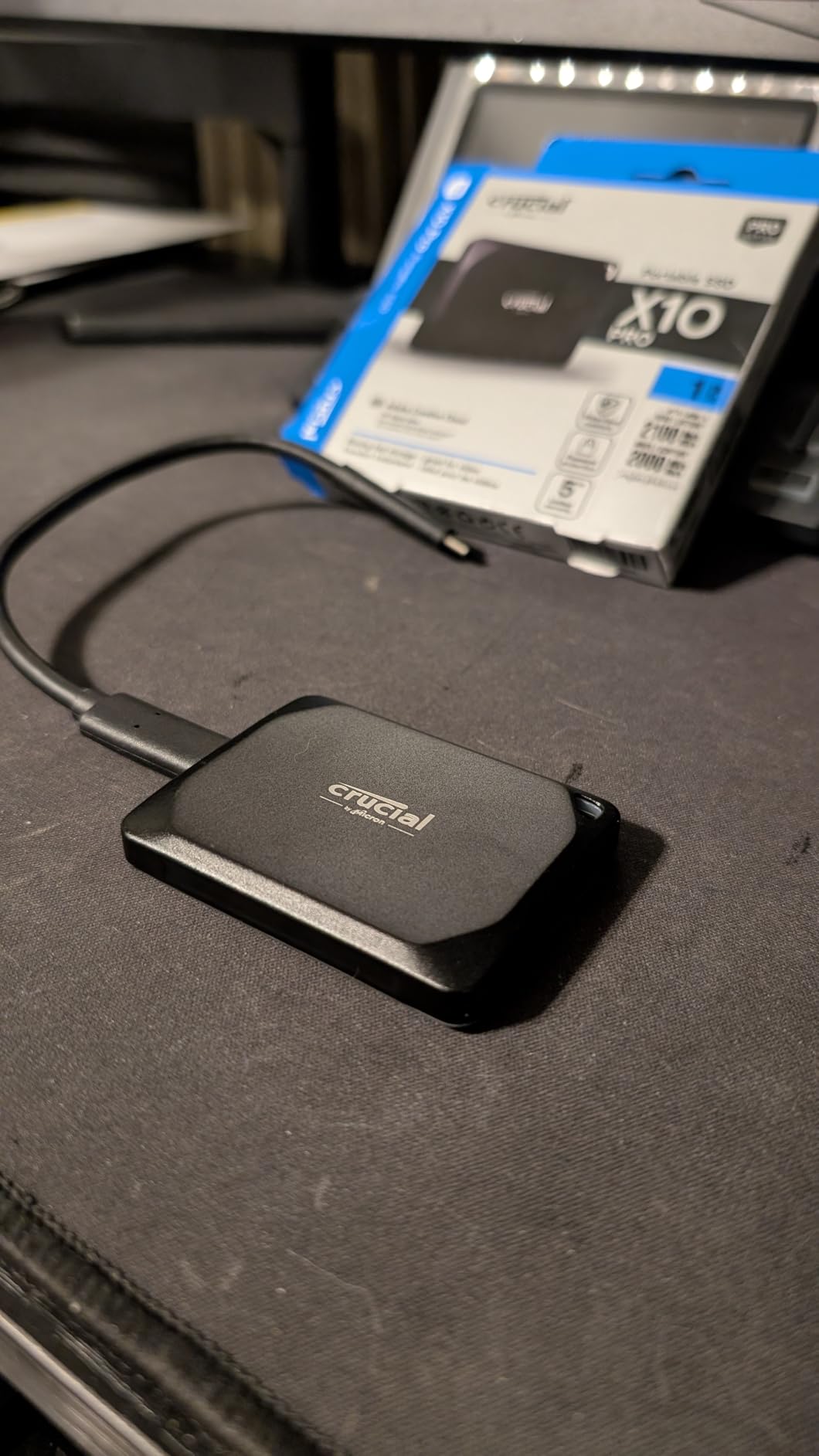 Crucial X10 Pro 4TB Portable SSD, Up to 2100MB/s Read, 2000MB/s Write, 3.2 USB-C, External Solid State Drive, Durable Storage for PC & Mac, for Professional Creators, Black - CT4000X10PROSSD902 customer photo 1