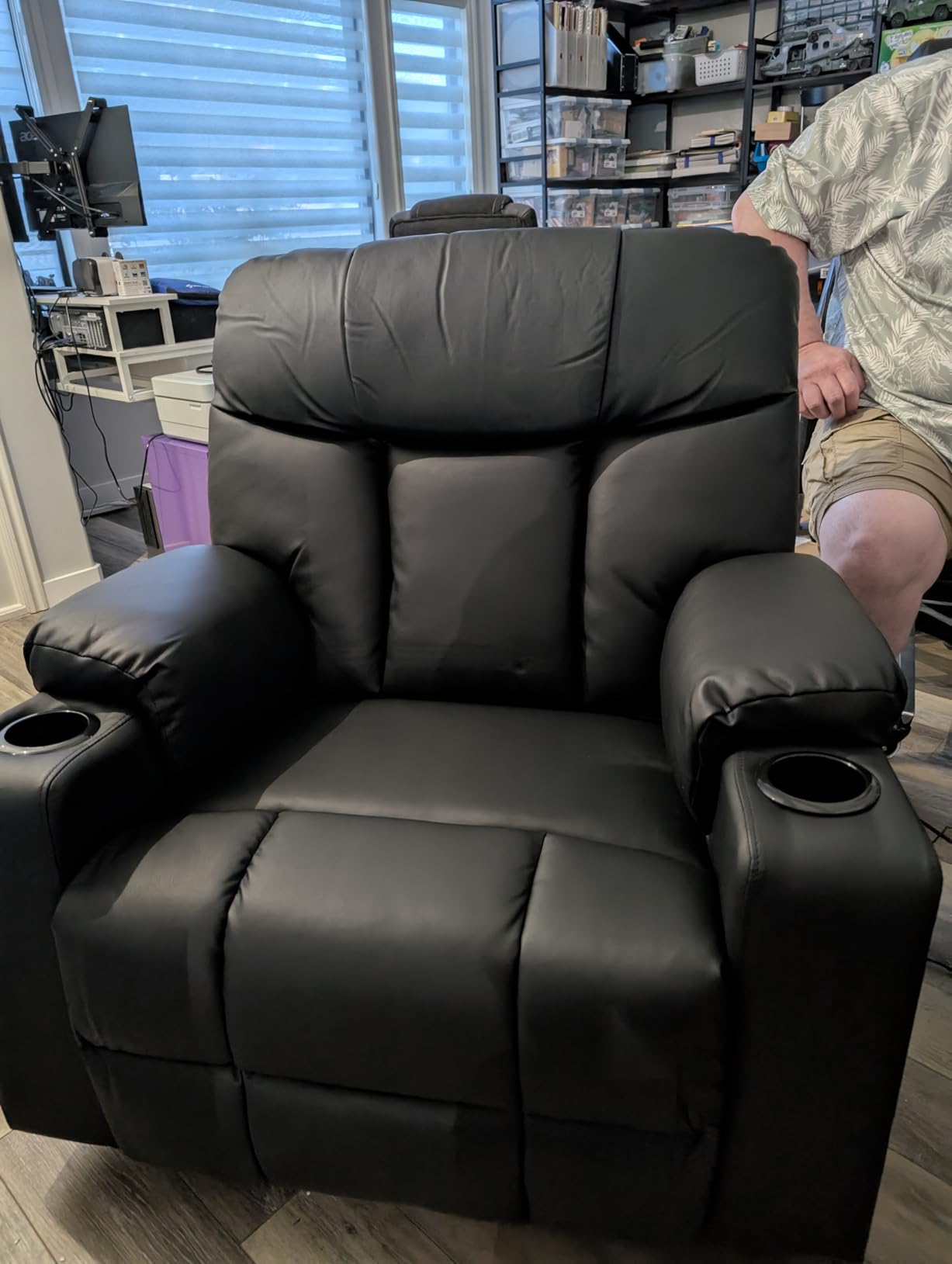 Bonzy Home Extra Wide Lift Chair with Heat and Massage, Faux Leather Power Lift Recliner Massage Chair for Adults Elderly, Upholstered Recliner with 2 Cup Holders, Side Pocket customer photo 1