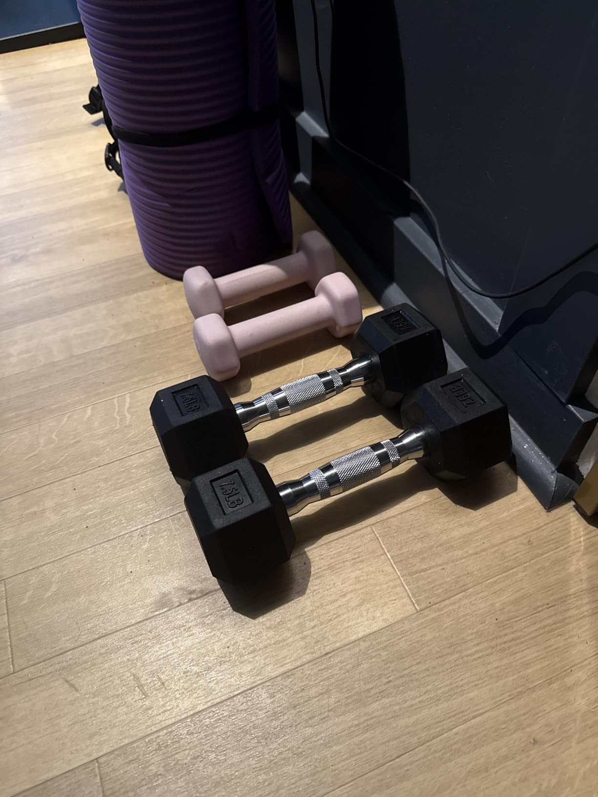 HANDBODE Hex Dumbbell Set, 2.5-65 lb Rubber Encased customer photo 1