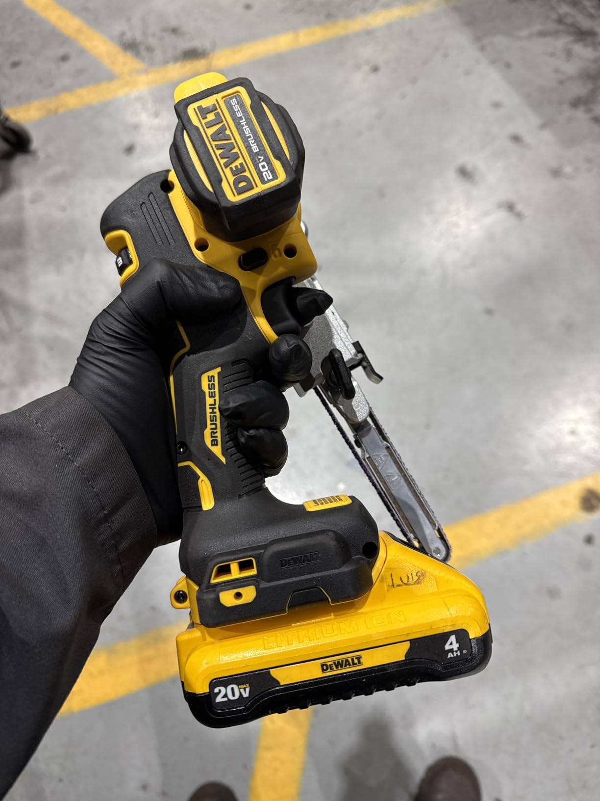 DEWALT 20V MAX XR Cordless Bandfile Power Tool Belt Sander, Bare Tool Only (DCM200B) customer photo 2