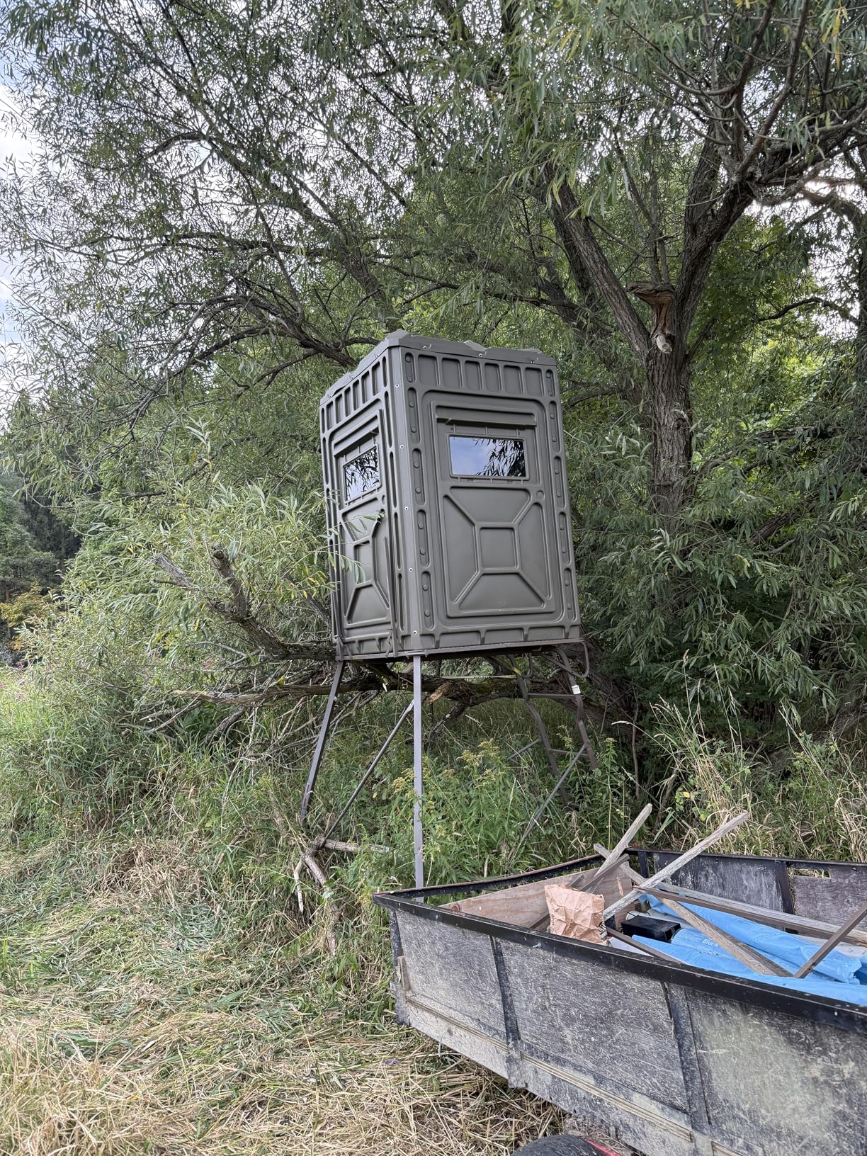 Outta Site Hunting Blind - 4 and 5 Sided High Density Plastic Hunting Blind - 1-2 and 2-3 Person Hard-Sided Ground Blind for Deer, Turkey Hunting - 360 Views - Arctic Snow Camo, Habitat Olive, Thicket Oak customer photo 1