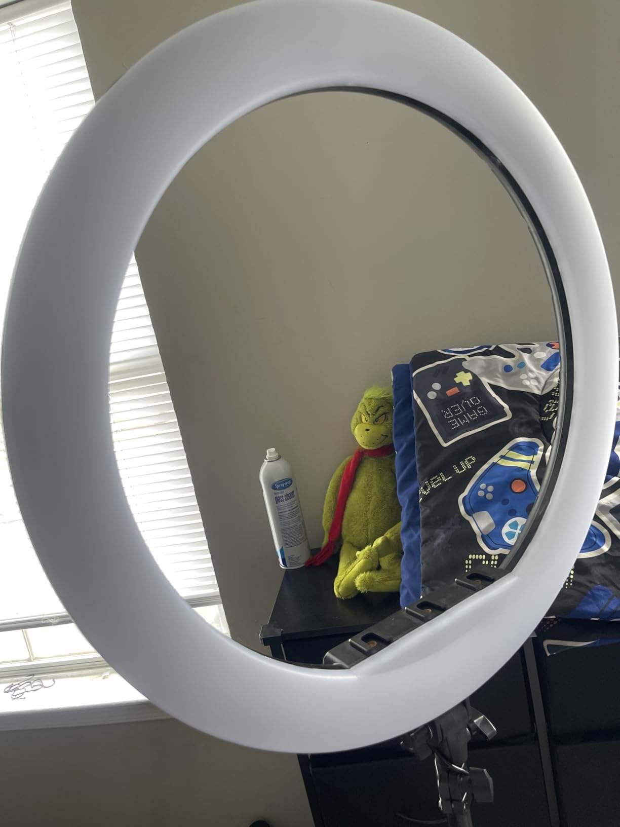 Hagibis 21 inch Ring Light with Stand Outer 55W 5600k Dimmable LED Light, Tripod Stand, and Phone Holder, Remote Controller, Carrying Bag, CRI 97+ 2540lux, for Streaming Home Office Zoom Call Lighting customer photo 1