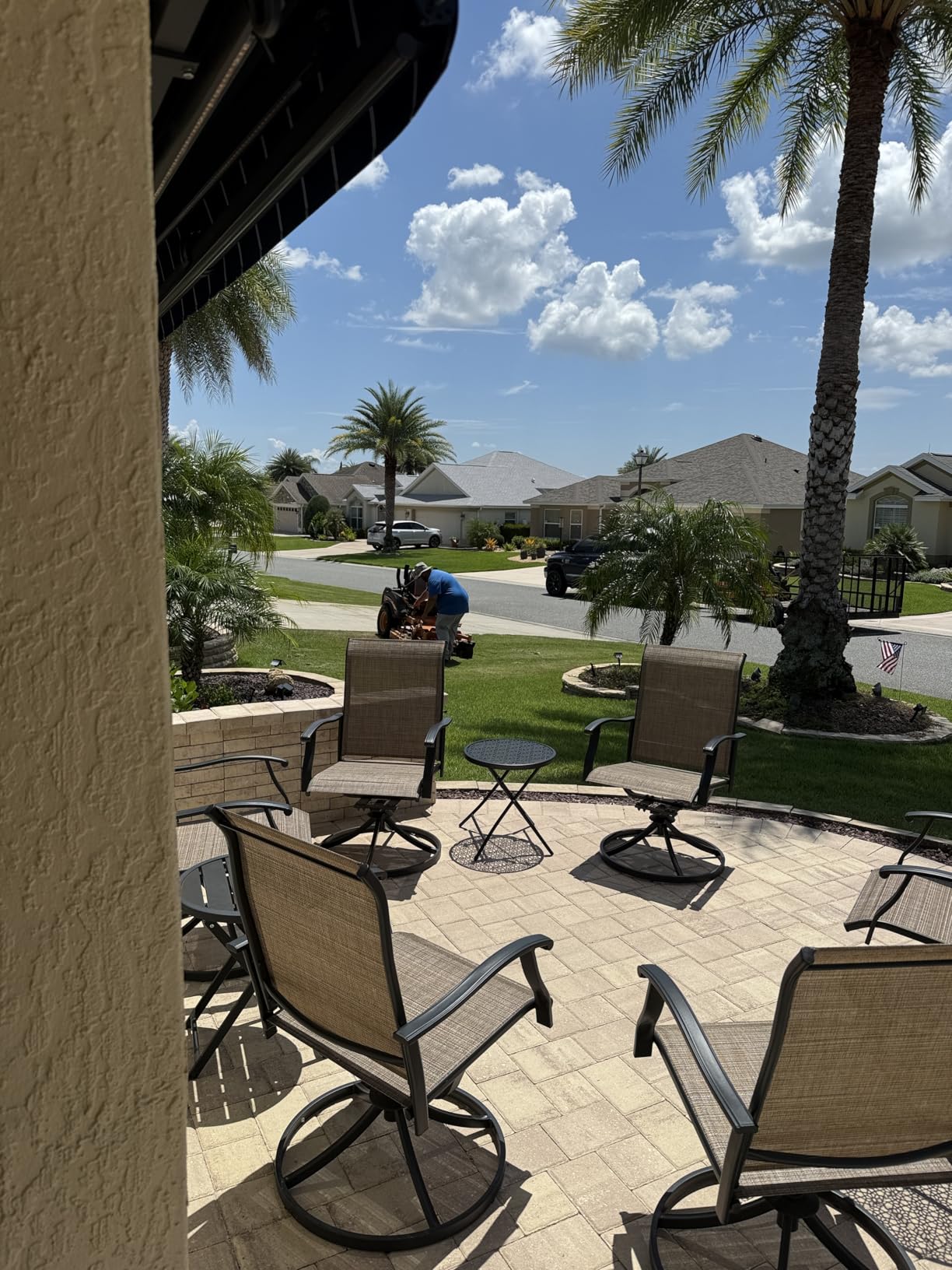 aosu Security Cameras Outdoor Wireless, 4 Cam-Kit, No Subscription Required, Solar-Powered, Home Security System with 360° Pan & Tilt, Auto Tracking, 2K Color Night Vision customer photo 2
