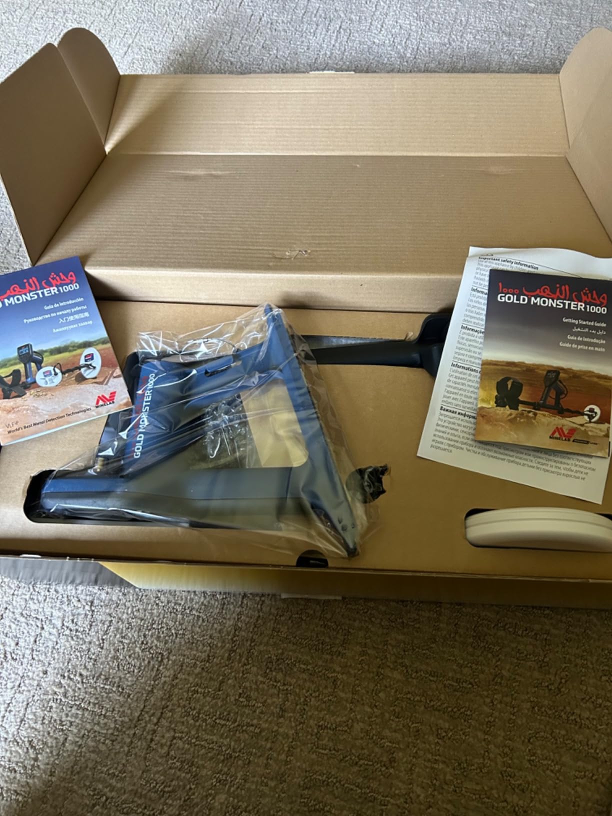 Minelab Gold Monster 1000 Gold Detector for Adults with 5