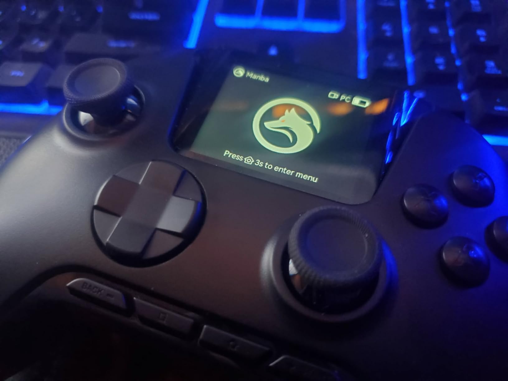 ManbaOne Interactive Screen Wireless Gaming Controller for PC/Switch/Switch 2/iOS/Android, Hall Effect Stick & Trigger, RGB Lighting, Remappable Buttons, 1800mAh with Charging Dock (Black) customer photo 2