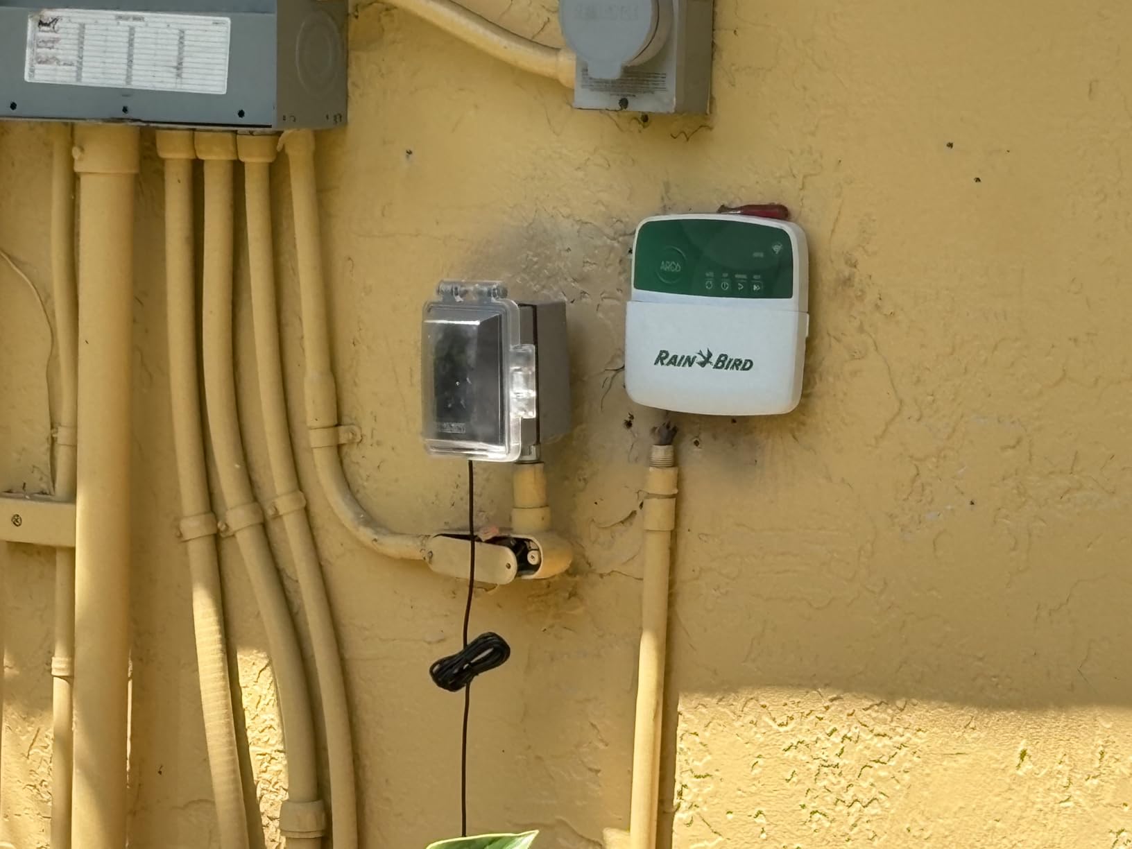 Rain Bird ARC6 App-Based Indoor Smart WiFi Irrigation Sprinkler Timer/Controller, 6-Zone/Station, EPA WaterSense Certified, Compatible with Alexa, Indoor 6-Station customer photo 2