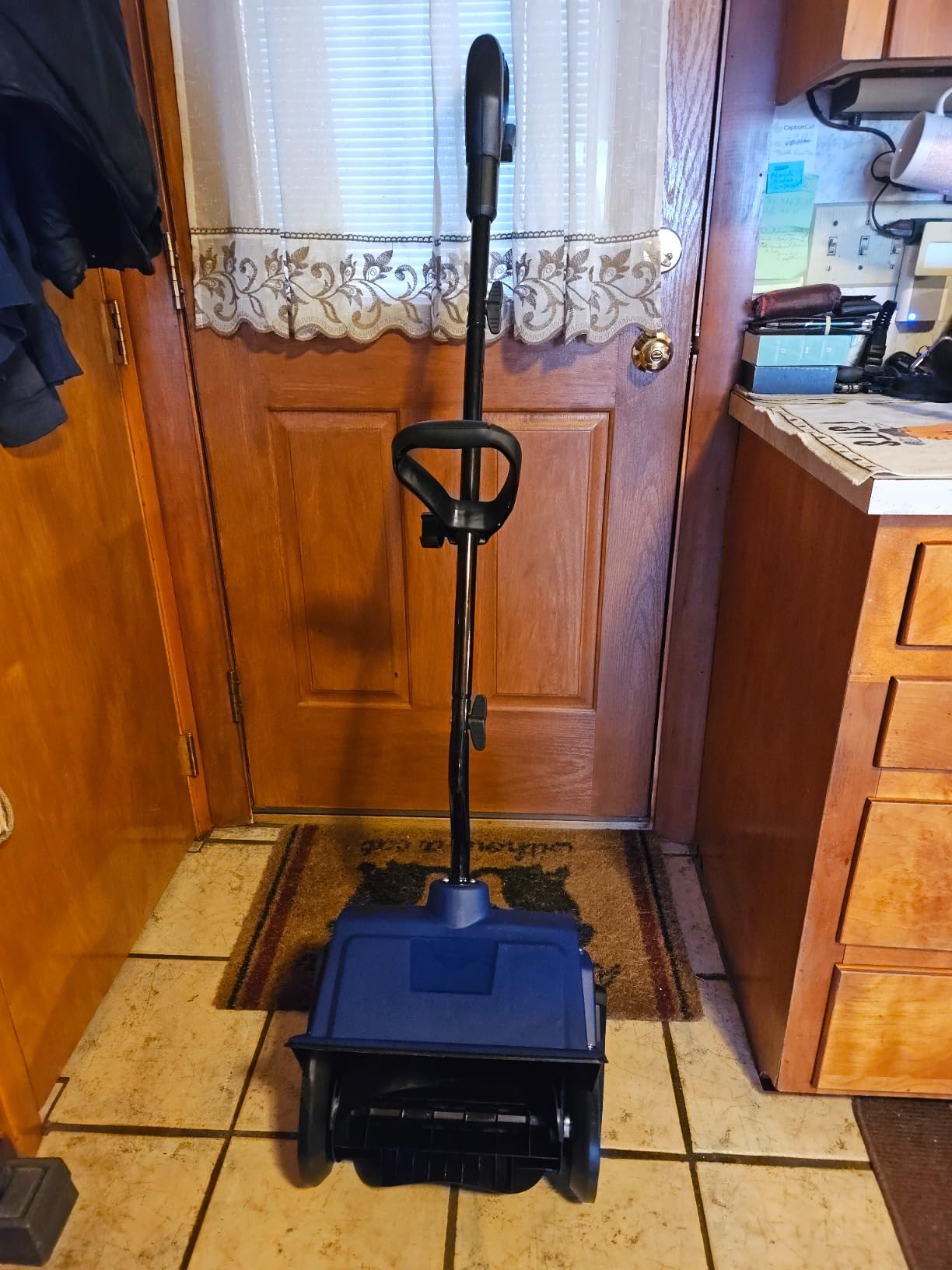 Westinghouse WSnow13S 24V Cordless Snow Shovel 13 Inch Kit, 24V 4Ah Battery, Fast Charger, Electric Snow Shovel with 20ft Throwing Distance, Plows 300lbs/min customer photo 2