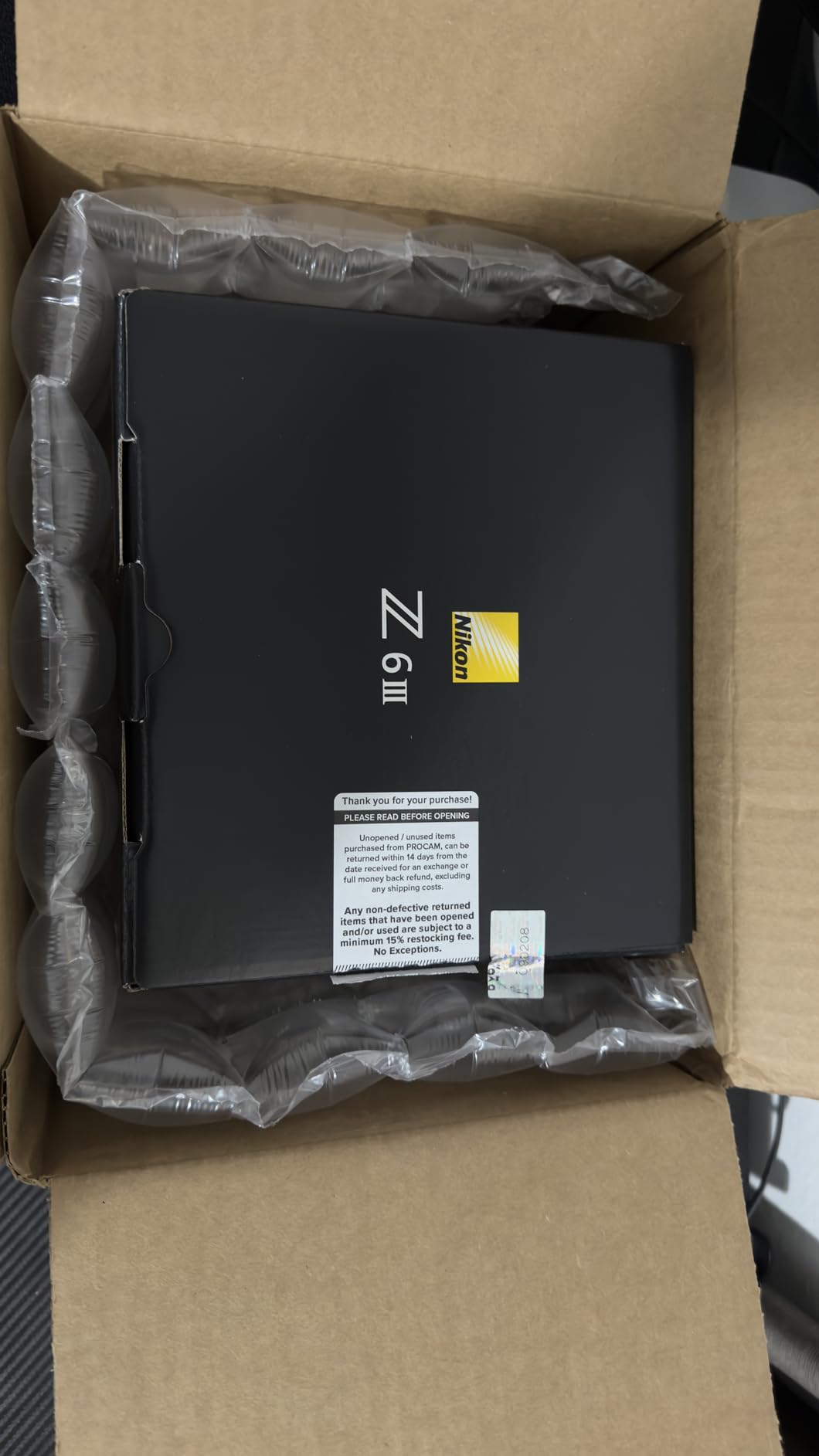 Z6 III | Full-Frame mirrorless Stills/Video Camera with 6K/60p Internal RAW Recording | USA Model, Black customer photo 2
