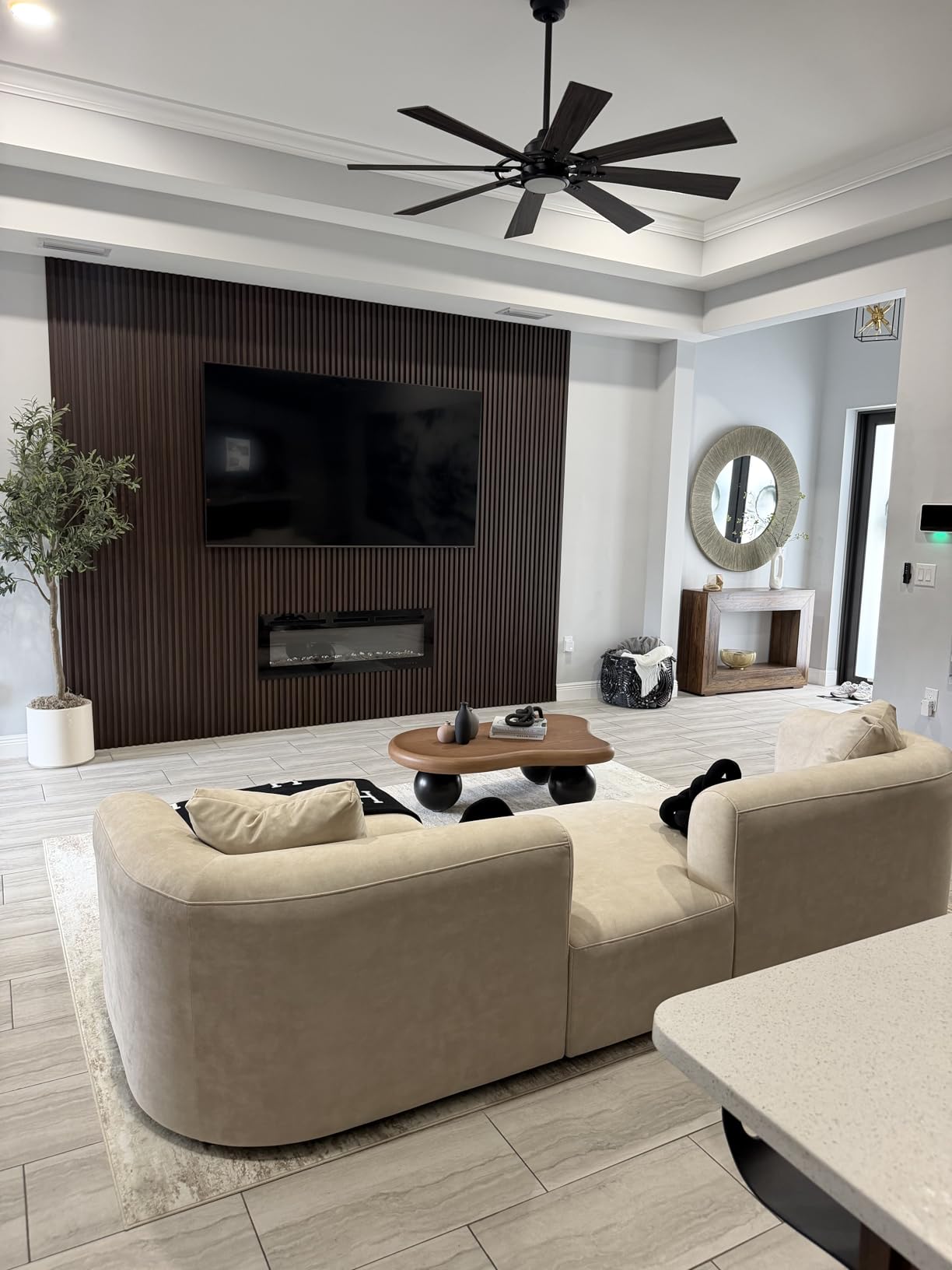 Acanva Luxury Modern Tight Curved Back Velvet Sofa, Minimalist Style Comfy Couch for Living Room Apartment, 4 Seater Modular Sectional, Cream customer photo 1