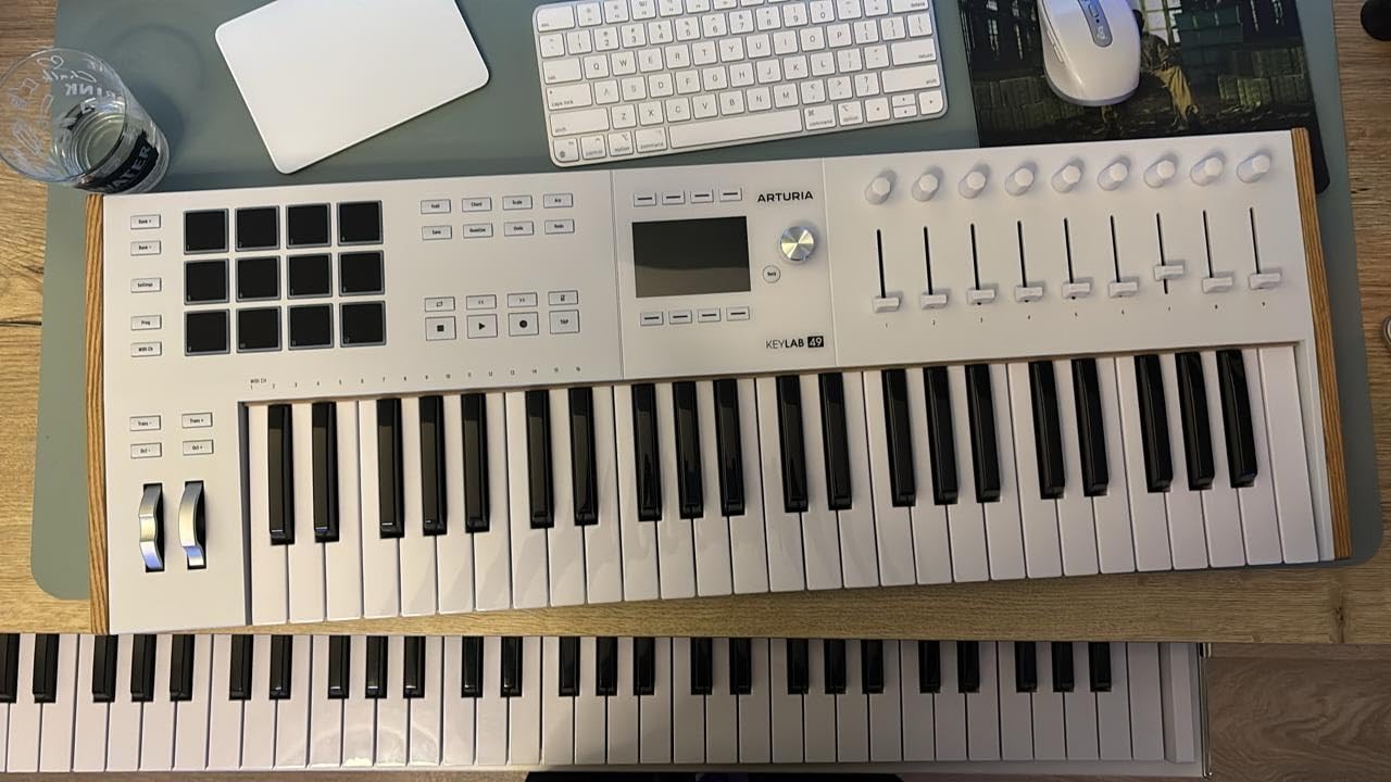 Arturia KeyLab 49 mk3 White - 49 Key USB MIDI Controller with Analog Lab Pro customer photo 2