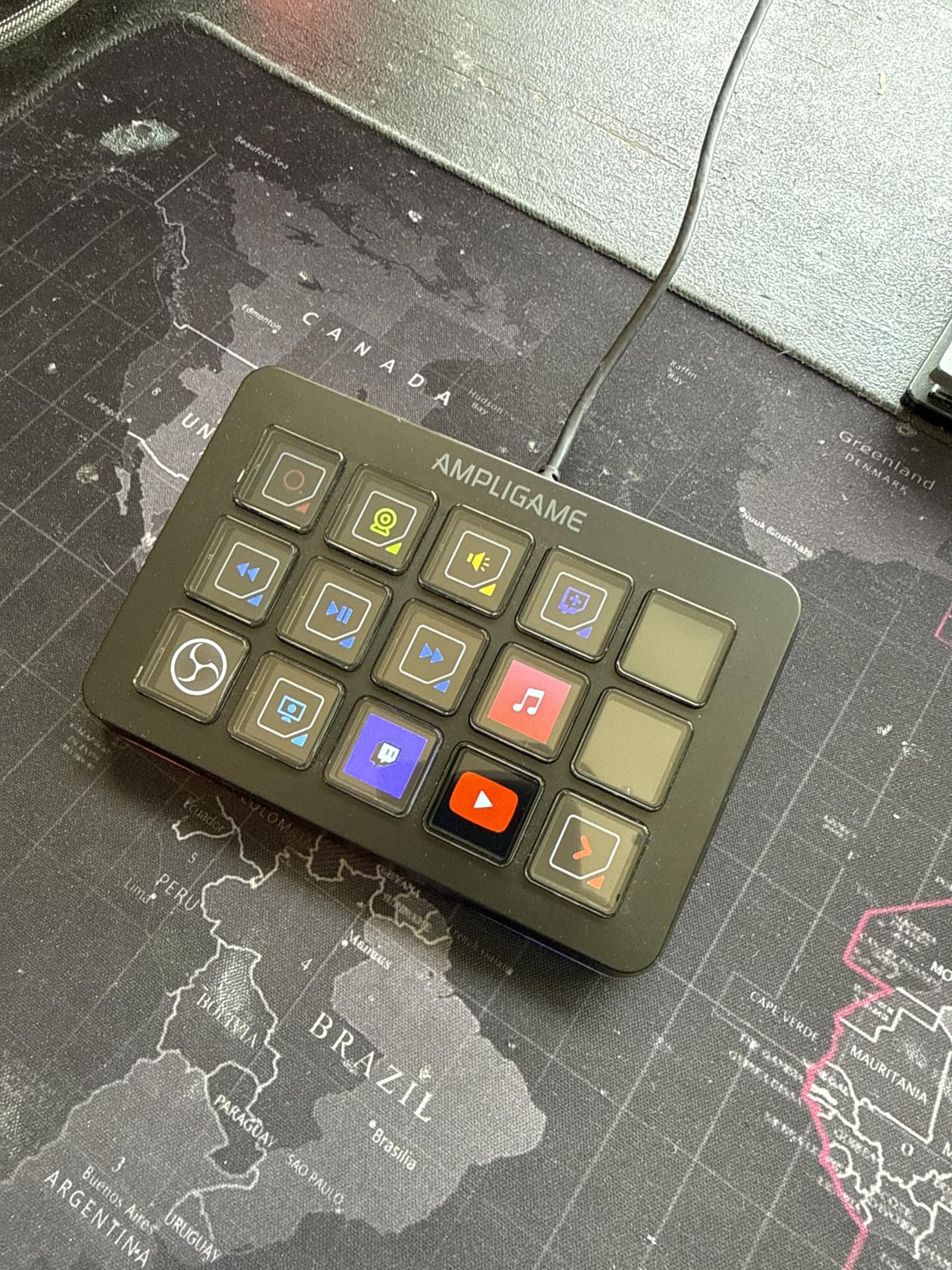 FIFINE AmpliGame Stream Controller with 15 Macro Keys, Streaming Keyboard with Trigger Actions in OBS/Twitch/YouTube/Streamlabs, Shortcut Buttons Keypad Works with Mac and PC-D6 customer photo 2