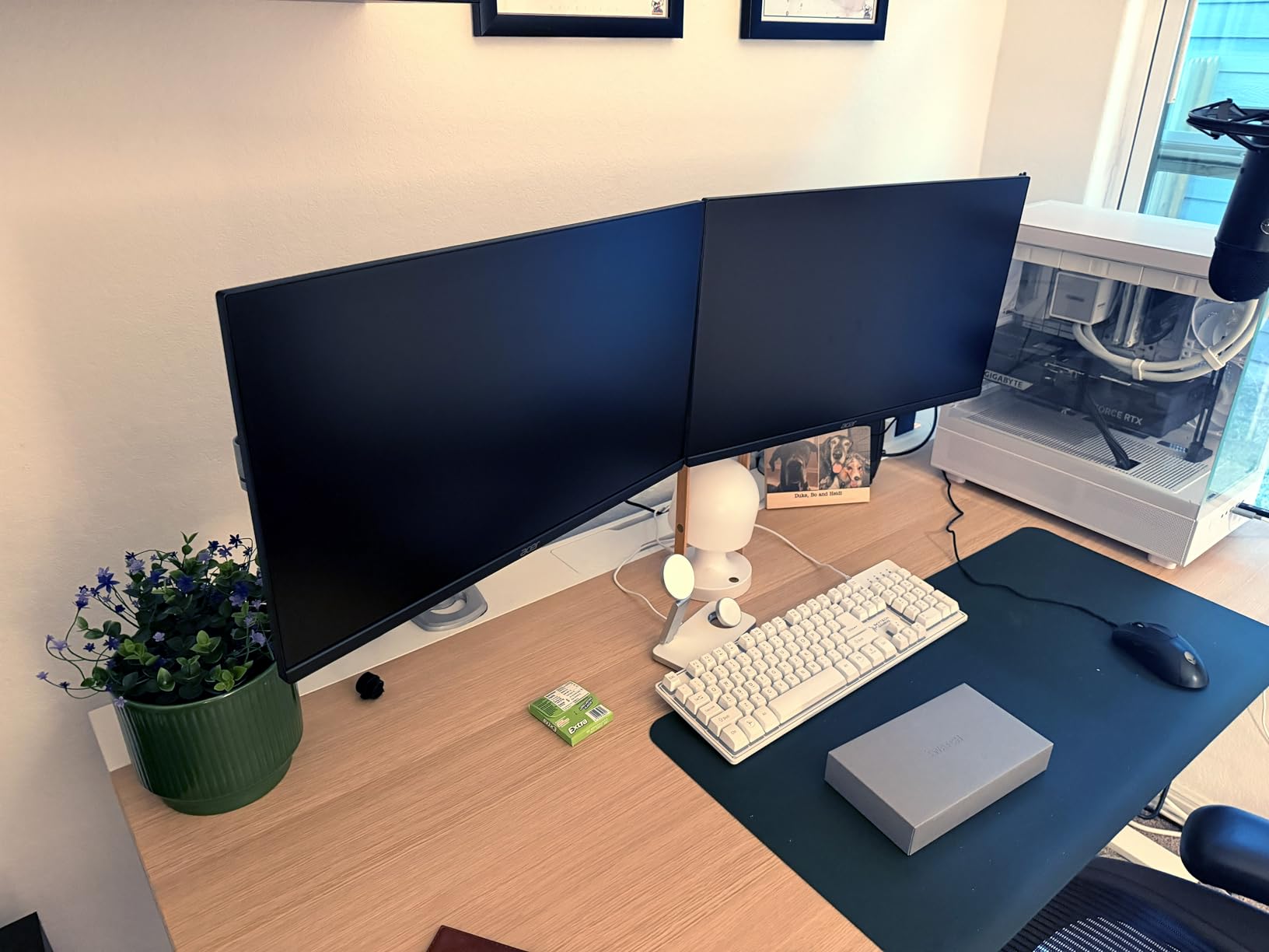 Acer 27 Inch Monitor - KB272 - 27 Inch FHD IPS (1920 x 1080) Display, Up to 120Hz Refresh Rate, 99% sRGB, Tilt, Adaptive-Sync Support (FreeSync Compatible) 1ms (VRB), HDMI & VGA Ports customer photo 1