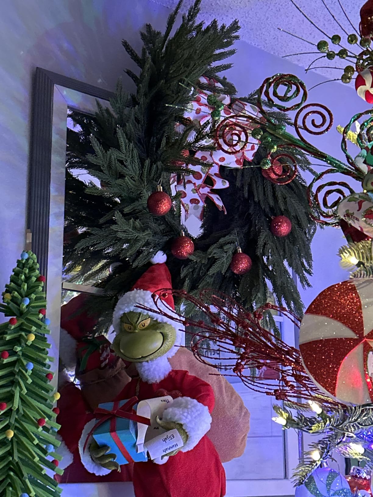 Artgar 26 Inch Pine Wreath - Christmas Wreaths for Front Door - Real Touch Pine Wreath - Large Artificial Green Wreaths customer photo 2