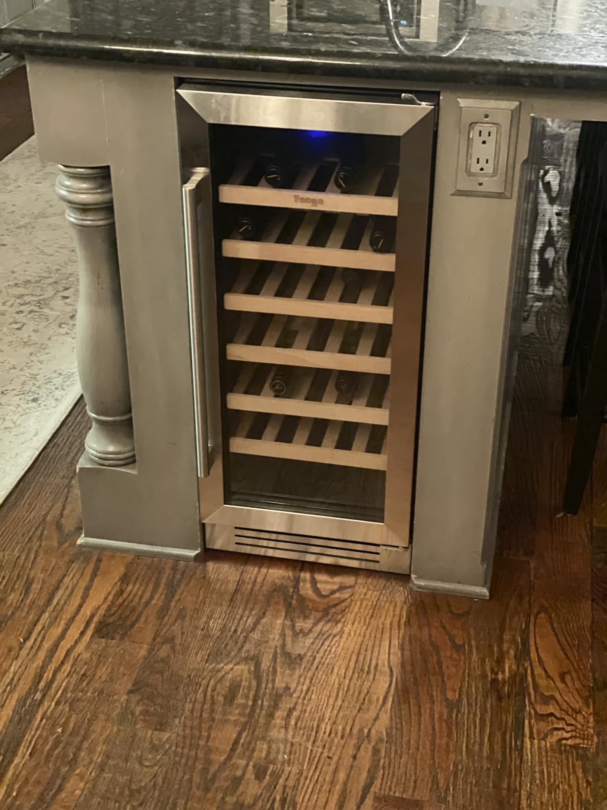 Yeego Wine Fridge Cooler - 24 Inch Dual Zone Wine Fridge Hold 52 Bottles, 40-65F Wine Refrigerator Glass Door, Built in, Freestanding Under Counter Fridge for Beer Soda Drink Home Bar Office customer photo 1