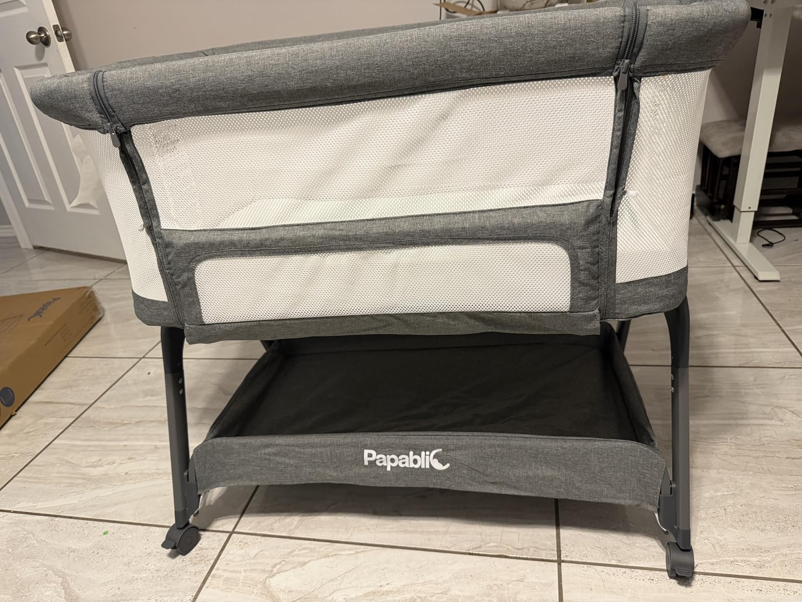 Papablic Baby Bassinet, Bedside Bassinet for Baby with Four-Sided Breathable Mesh & Soft Mattress, Adjustable Bassinet Bedside Sleeper with Storage Basket and Wheels, Easy to Assemble, Gray customer photo 1