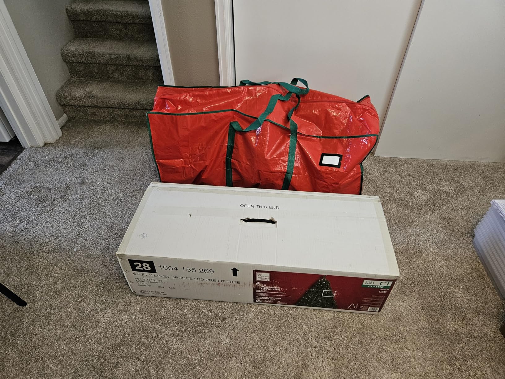 Cosy Family 7.5 ft Christmas Tree Storage Bag - Durable Heavy Duty Extra Large Artificial Xmas Holiday Tree Bag with Reinforced Handles and Dual Zippers Wide Opening customer photo 1