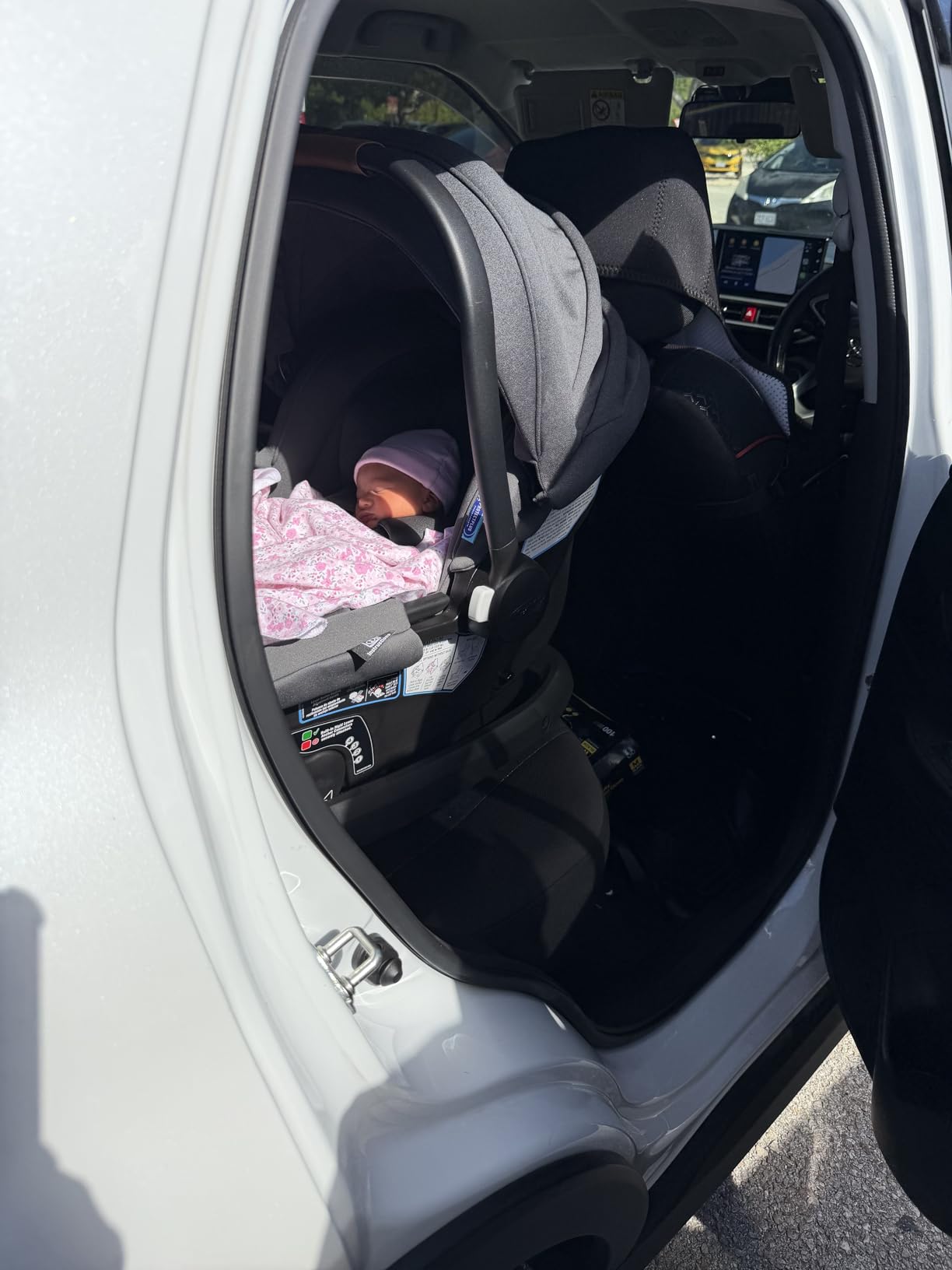 Graco Gomax Next Gen Travel System, Car Seat Stroller Combo, Rear Facing Infant Car Seat, Compact Stroller for Travel customer photo 2