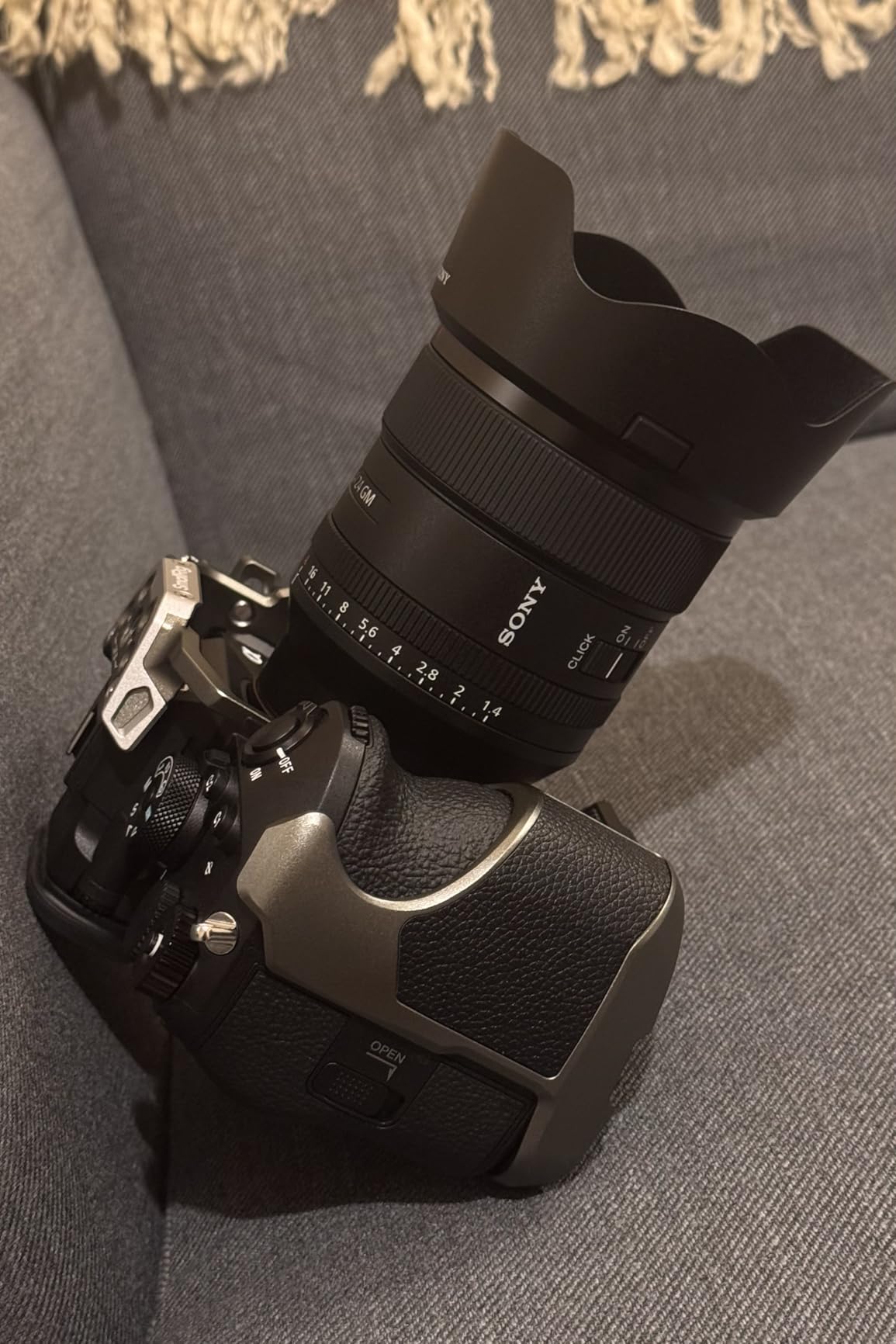 Sony Alpha 1 II Full-Frame Mirrorless Interchangeable Lens Camera (Body Only) customer photo 1