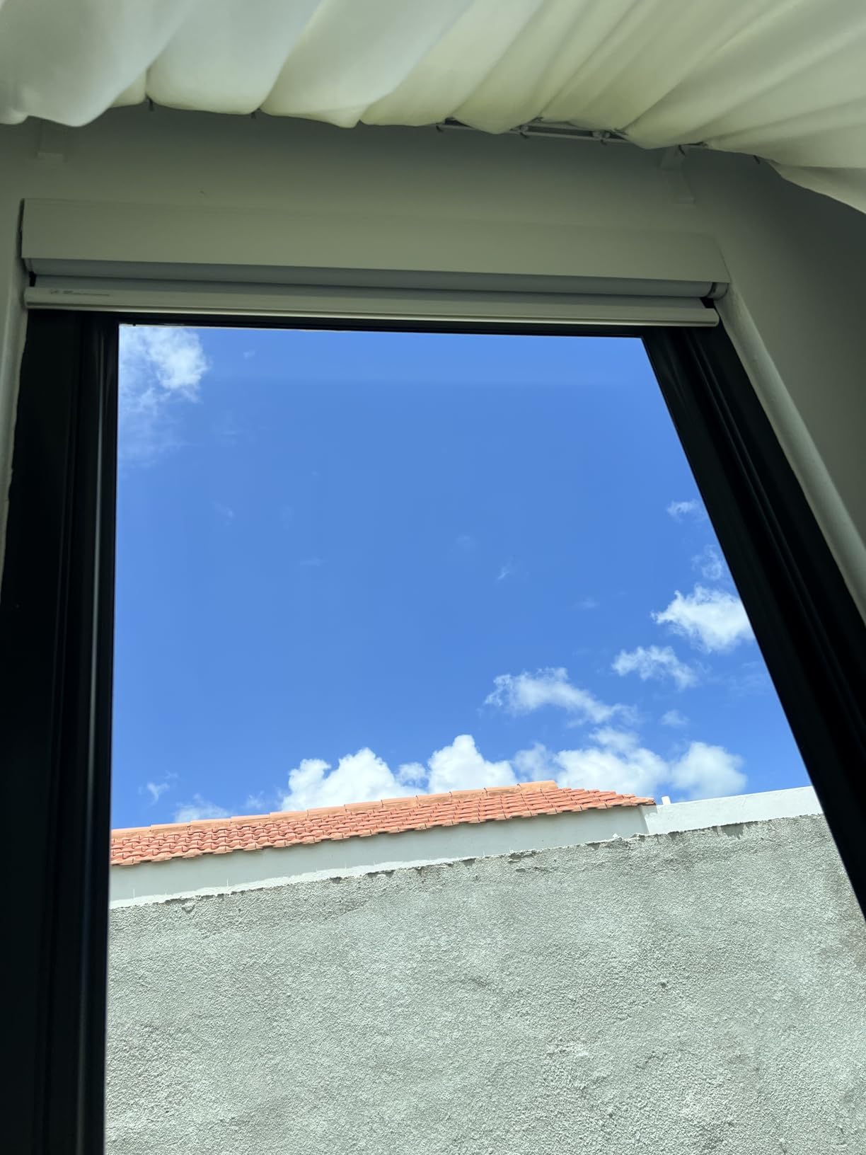 Motorized Blinds No Drill Automatic Blinds for Windows Cordless Roller Shades Electric Blinds with Remote Control Smart Blinds (White, 34.5 x 72) customer photo 2