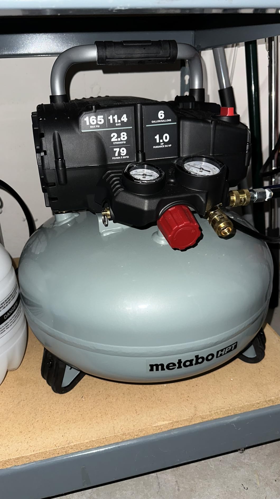 Metabo HPT Pancake Air Compressor, 6-Gallon 165PSI, Portable Air Compressor with 1.0 HP Oil-Free High Efficiency Motor (EC711S) customer photo 2