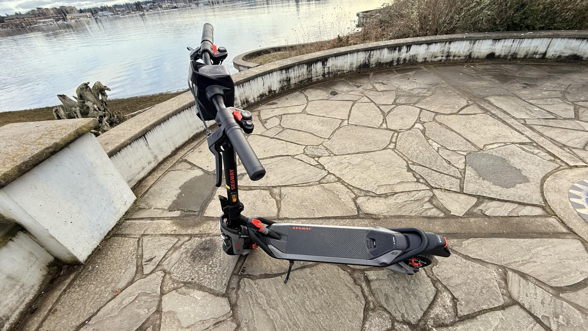 Segway SuperScooter GT3, 31 MPH w/ 45-Mile Long Range, 2400W Peak Motor, Dual Hydraulic Suspension, Self-Sealing Tires, Flash Charging Electric Scooter for Adults customer photo 2