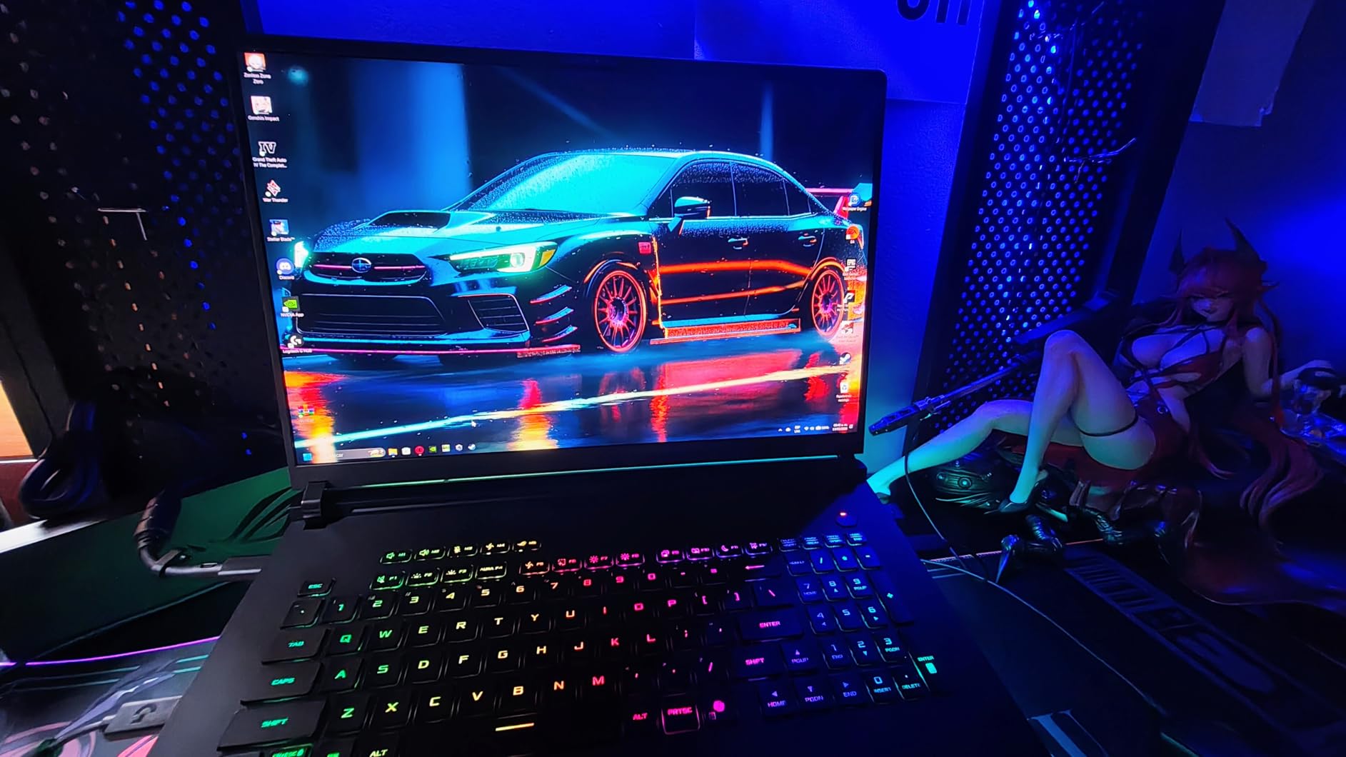ASUS ROG Strix SCAR 18 (2025) Gaming Laptop, 18 ROG Nebula HDR 16:10 2.5K 240Hz/3ms, NVIDIA GeForce RTX 5080, Intel Core Ultra 9 275HX, 32GB DDR5-5600, 2TB PCIe Gen 4 SSD, Wi-Fi 7, Windows 11 Pro customer photo 1