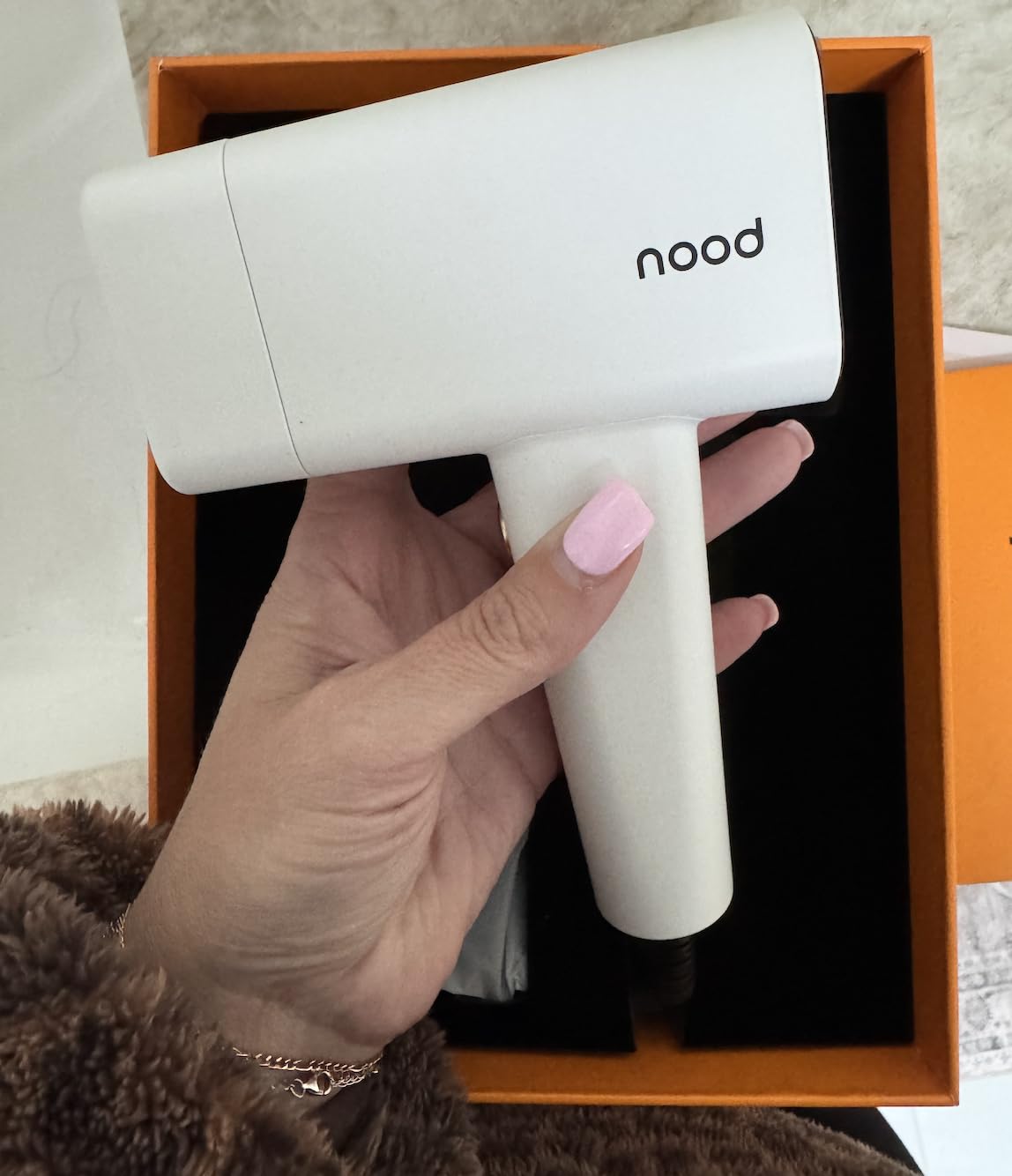 Nood Flasher Pro IPL Laser Hair Removal Device For At Home Use, Pain-Free, Permanent, Visible Results After First Use & Works Everywhere Hair Grows, Gloss White customer photo 1